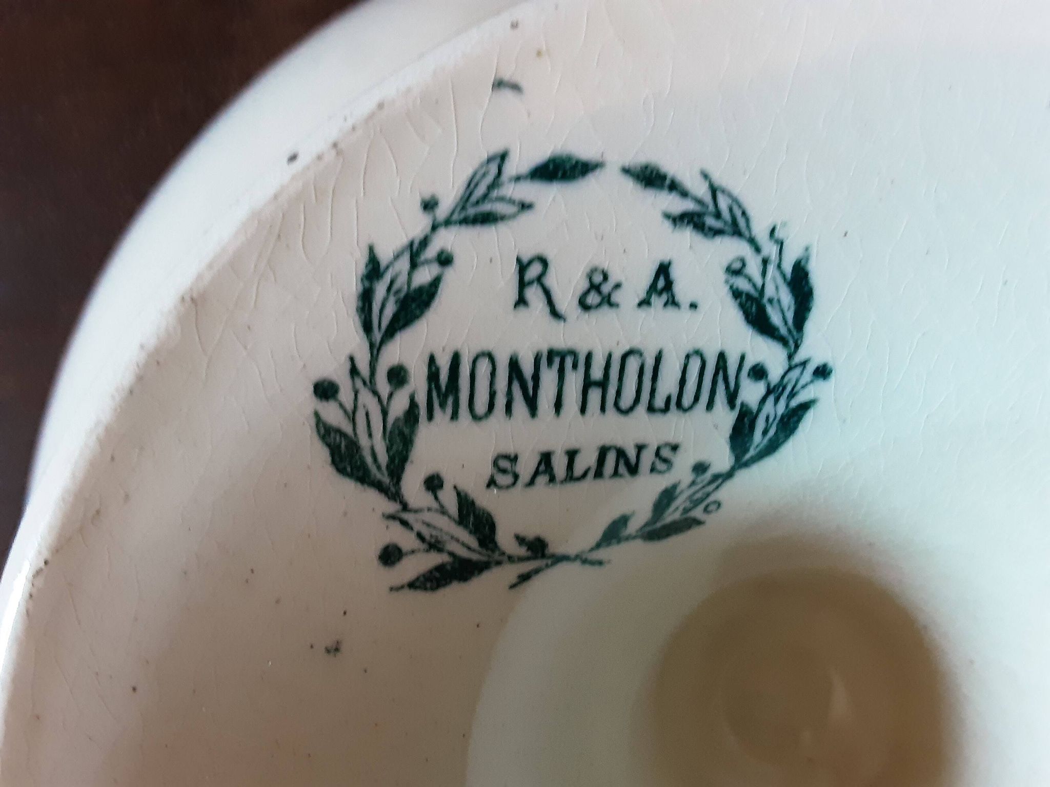 R & a montholon salins standing cup