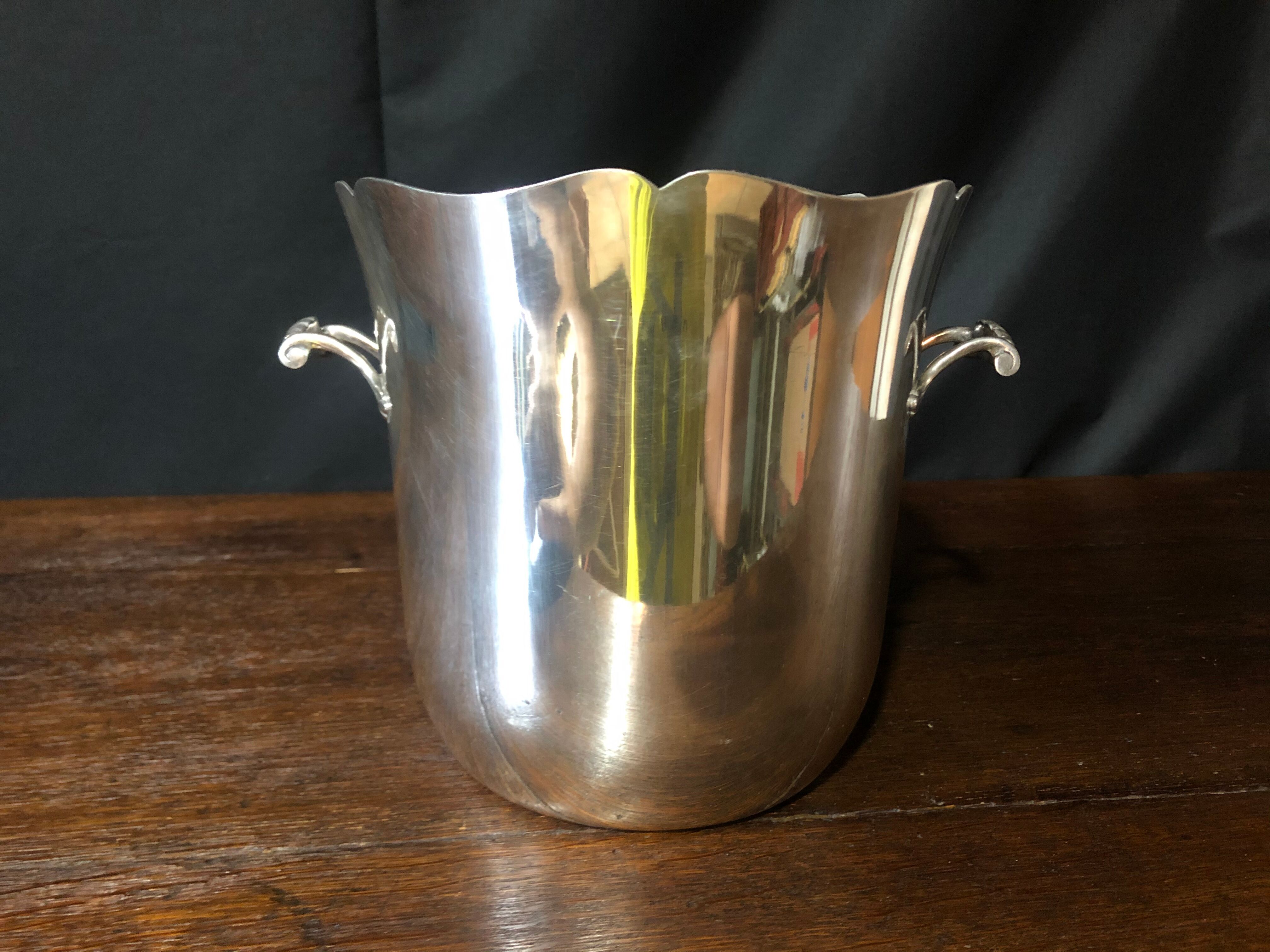 Silver metal ercuis champagne bucket