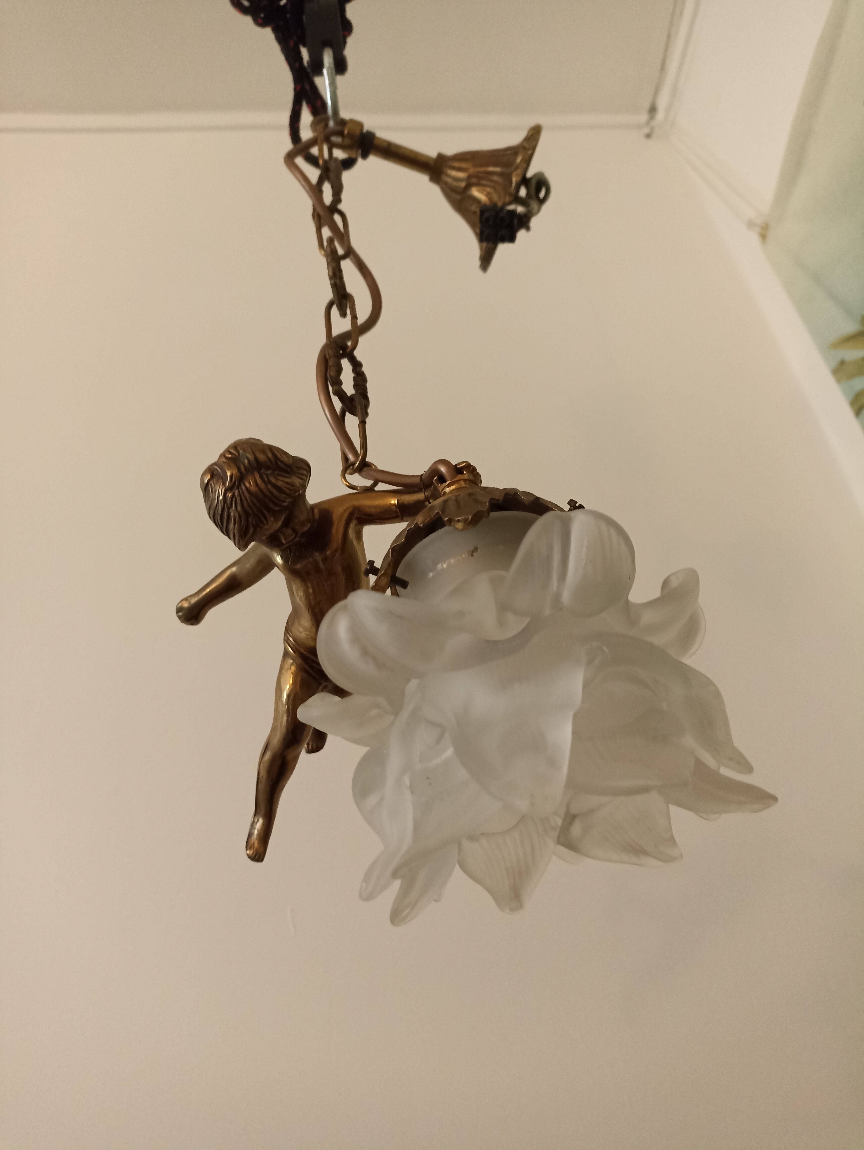 Bronze wall lamp and angel glass paste