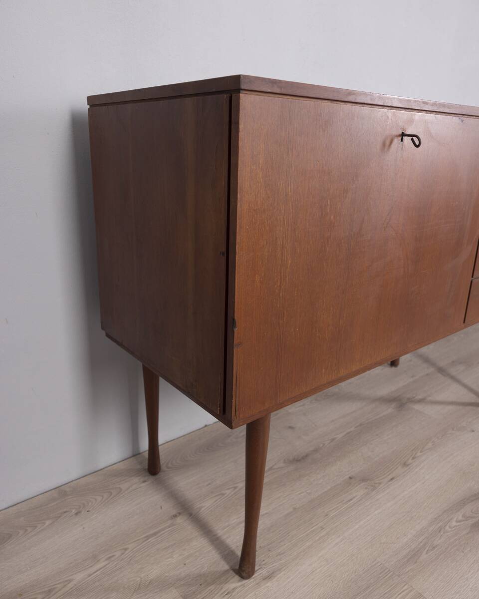 VINTAGE 1960S SIDEBOARD IN TEAK WOOD BY ITALIAN DESIGN