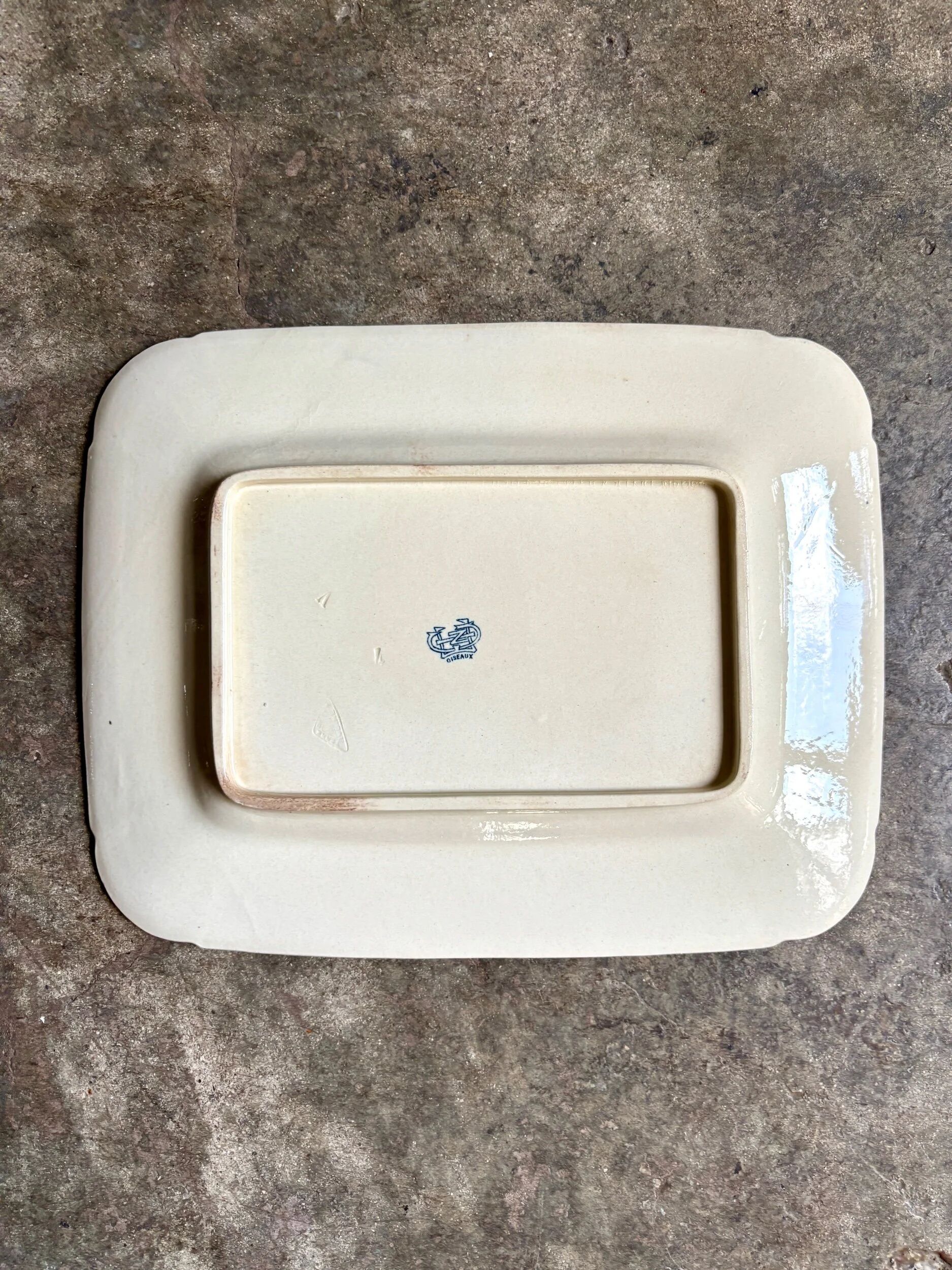 Small rectangular Gien dish in blue ironstone, "Birds" service from around 1870.