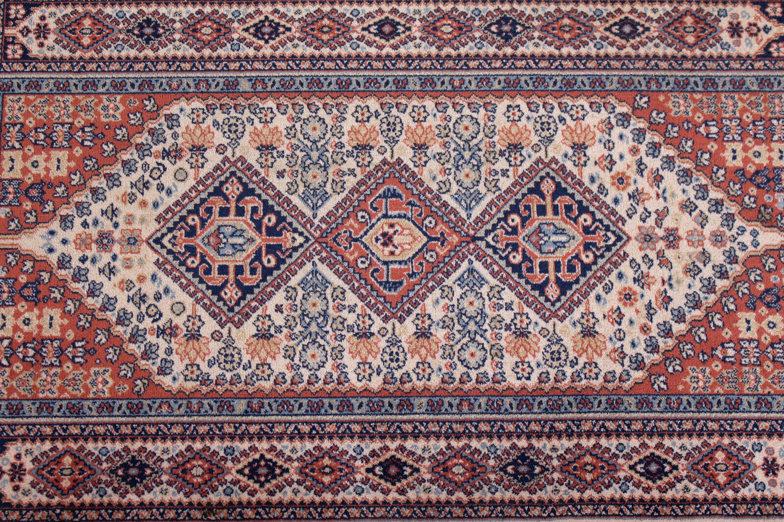 Vintage Persian rug 175x83cm