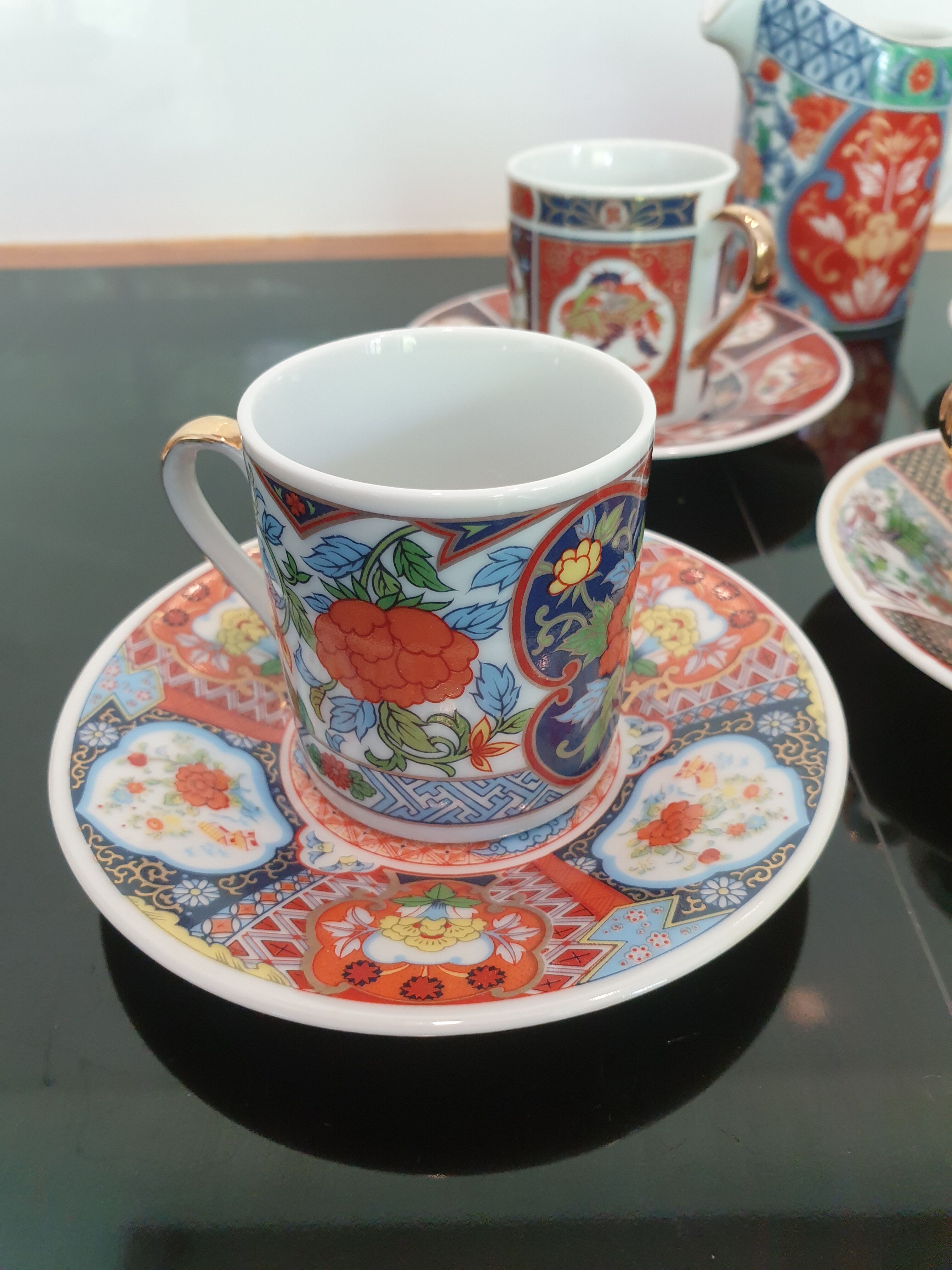 6 Japanese coffee cups and milk jug