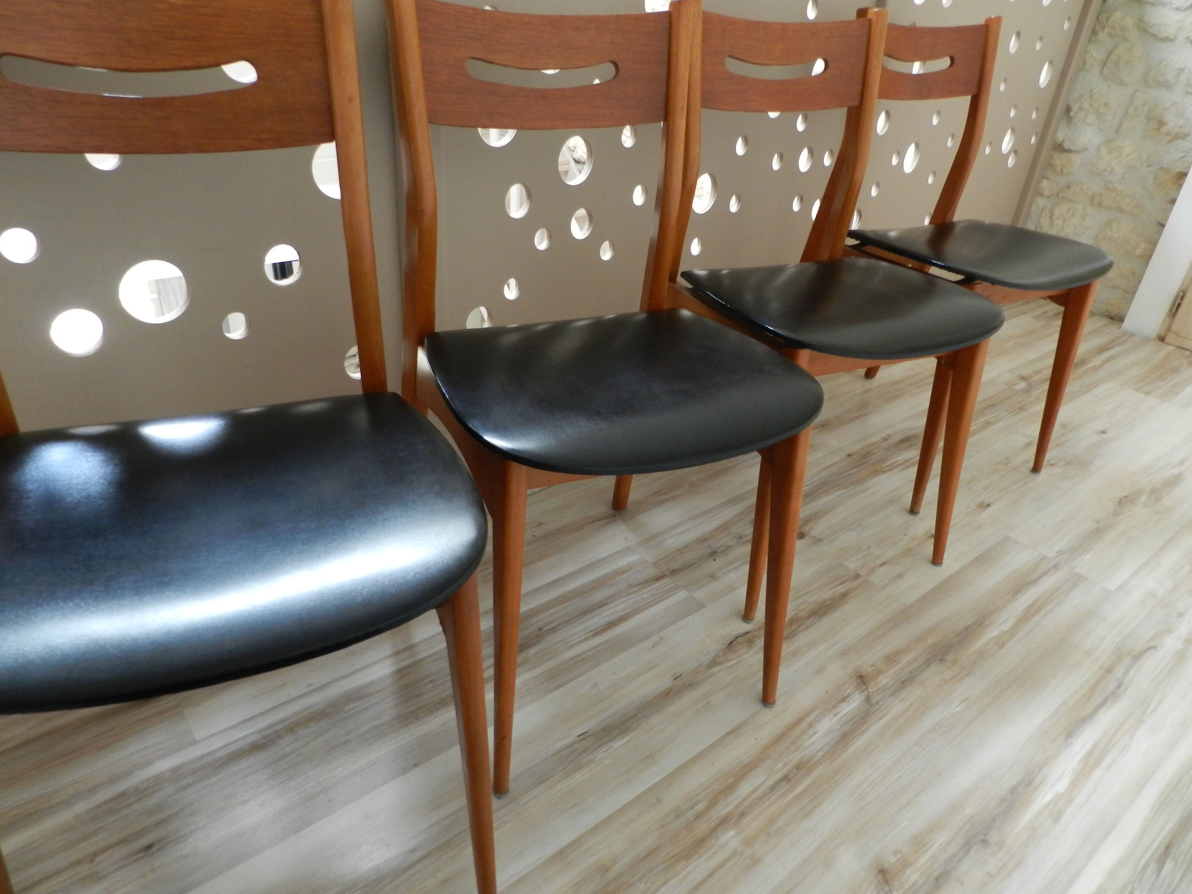 Set of 4  scandinavian nordic chairs