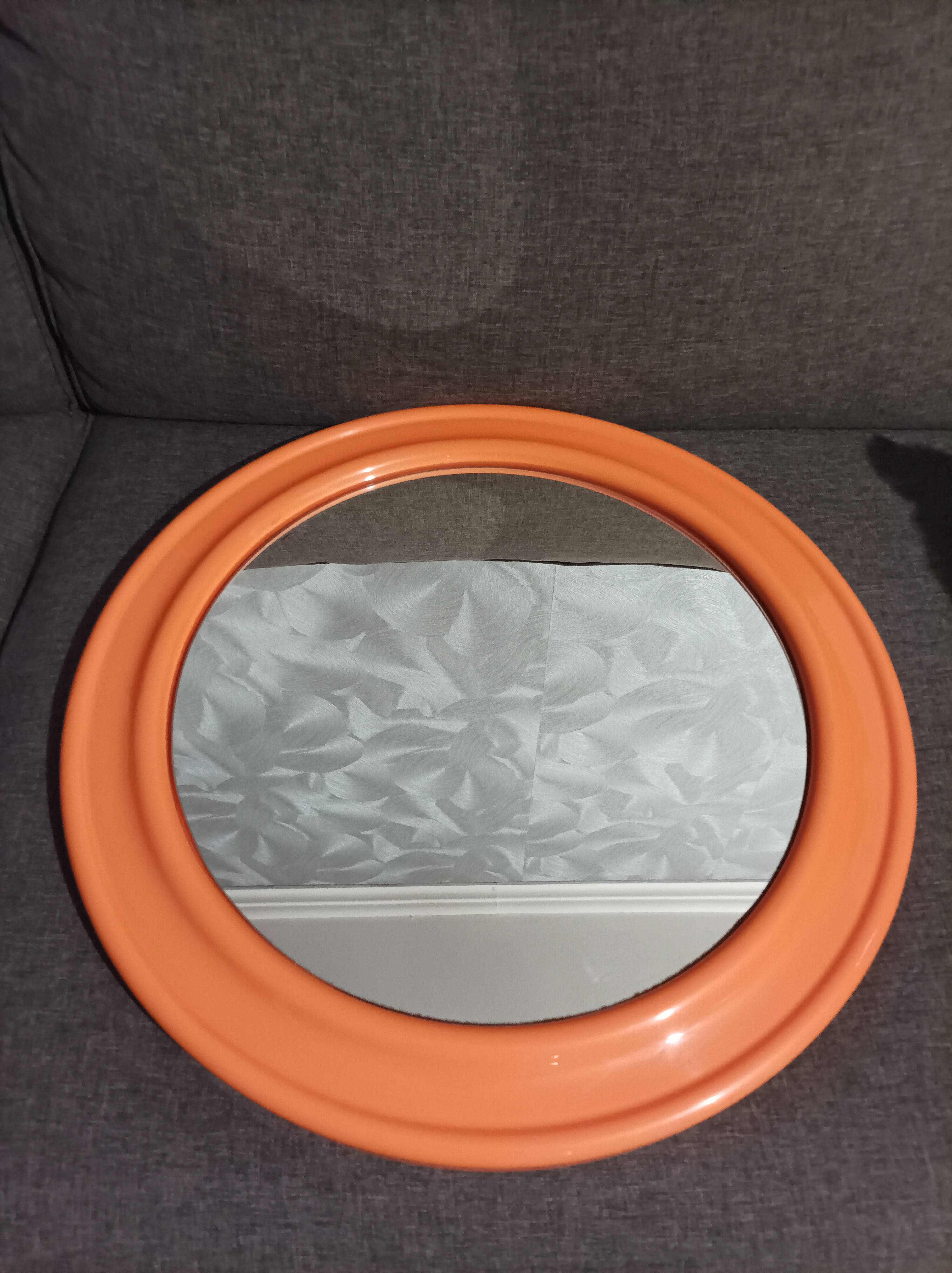 Vintage round mirror 70s / orange plastic