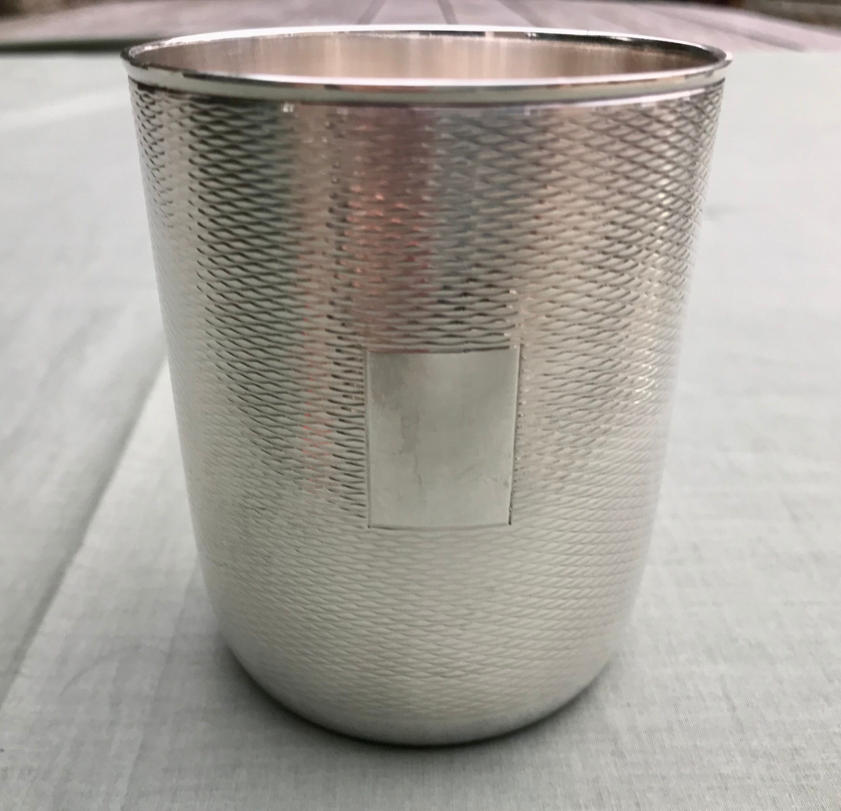 Timbale guillochée silver metal