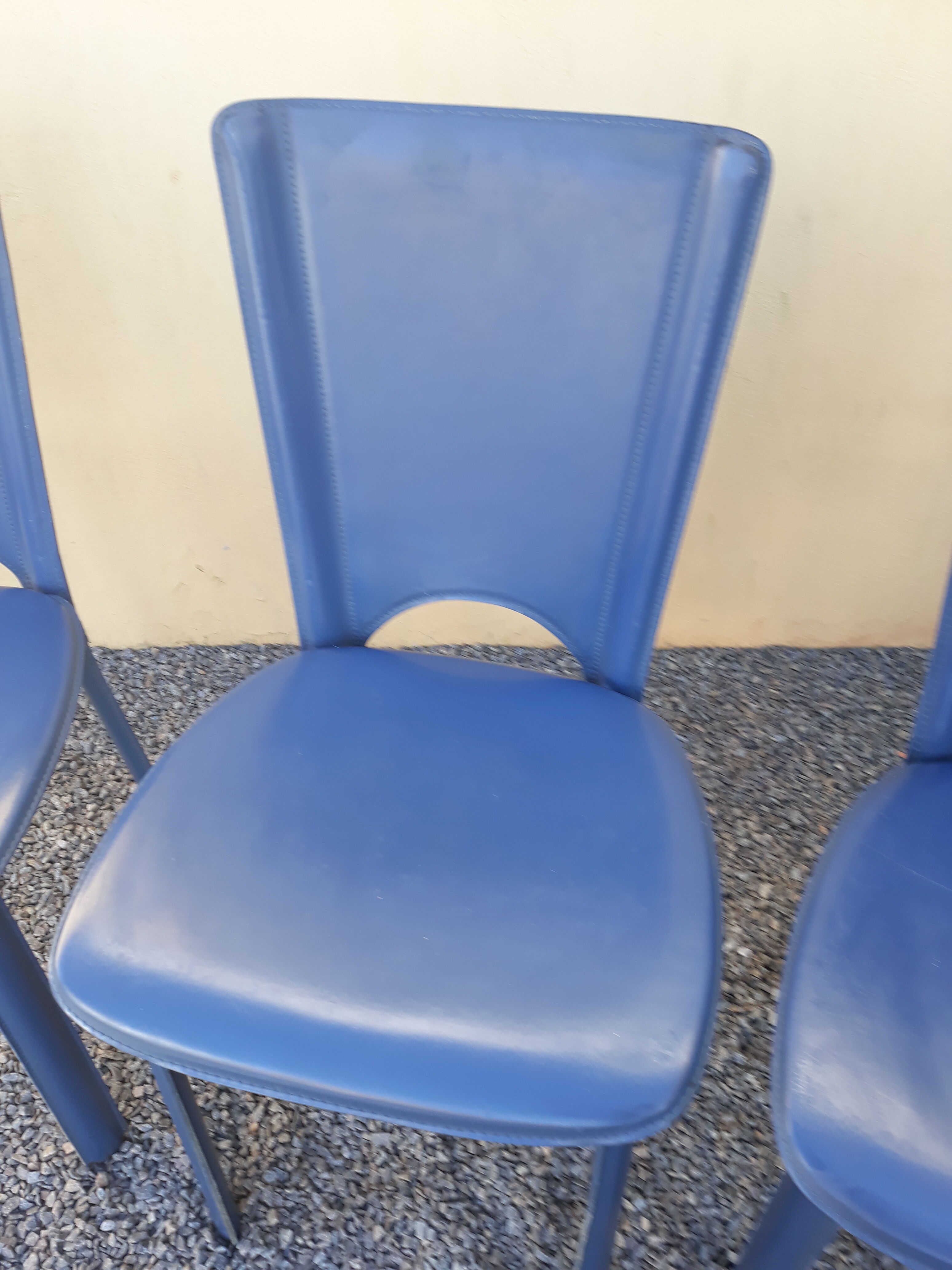 4 blue leather chairs brand Dad