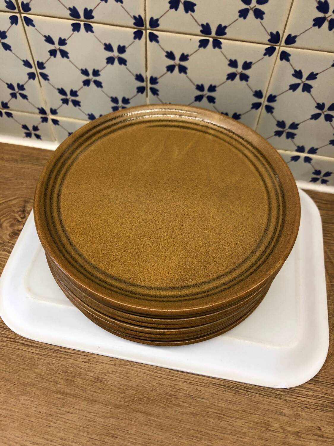 Set of 9 Sarreguemines stoneware dessert plates