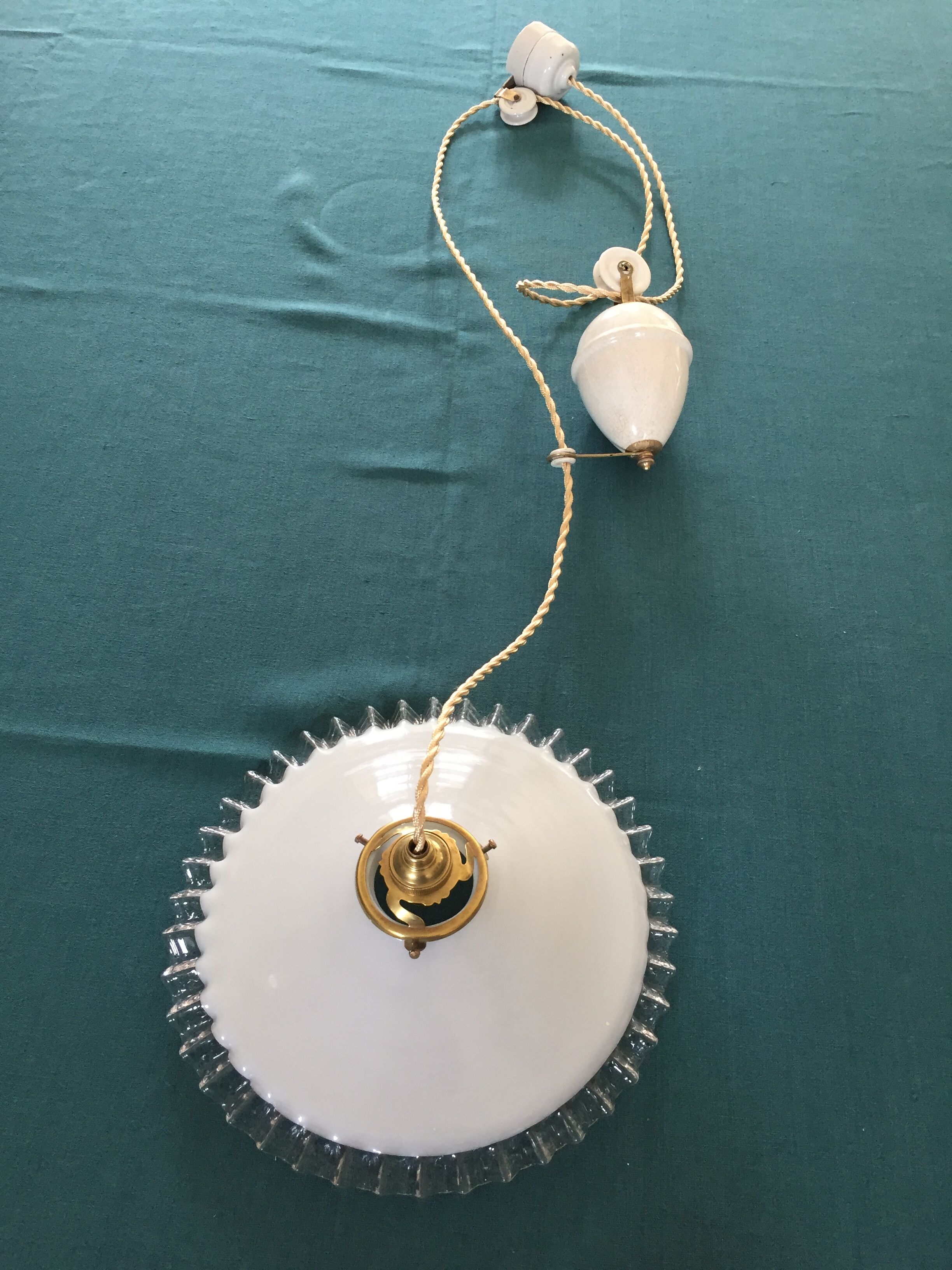 Suspension opaline rises down 1920s (number 8)