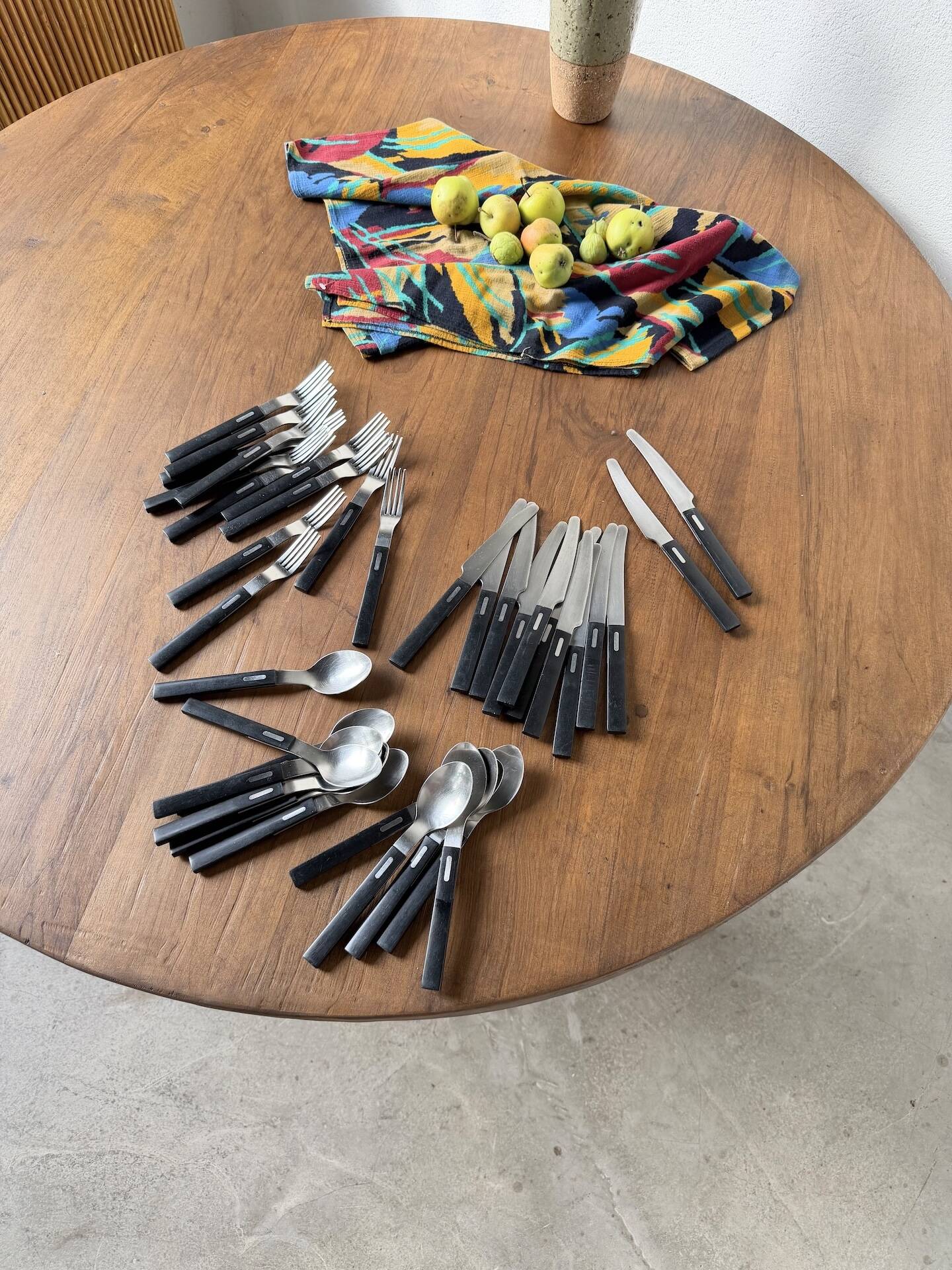Lot of vintage Ikea cutlery by Olle Gyllang.