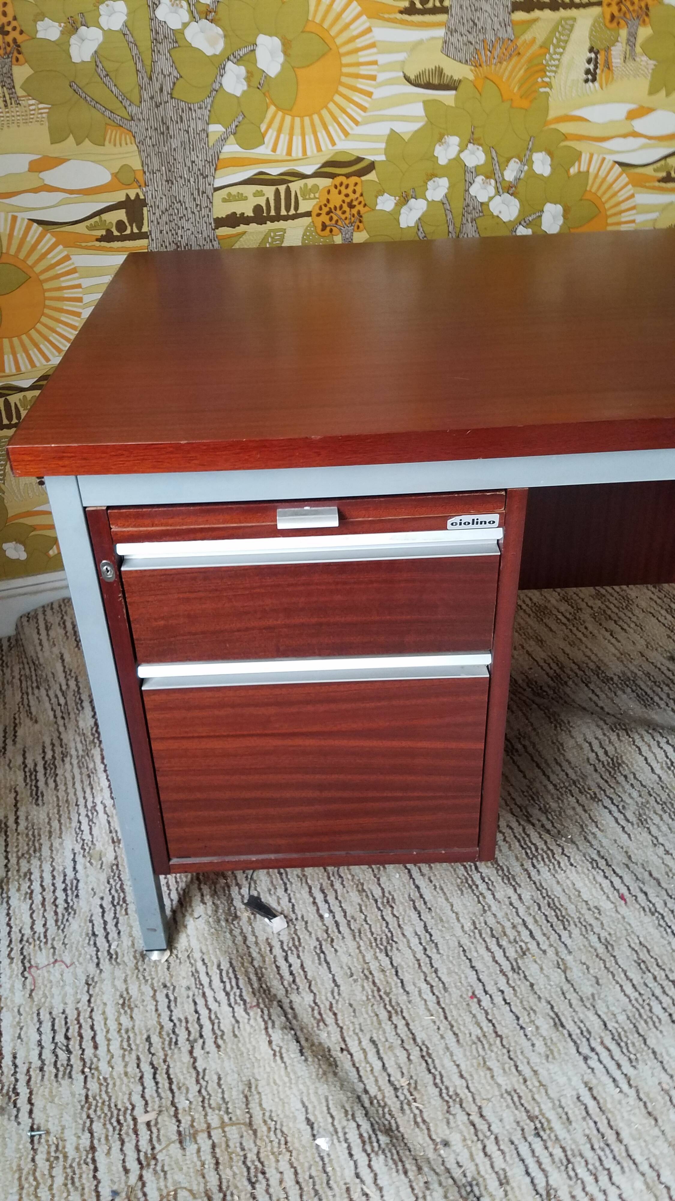 Office Ciolinodes 70s