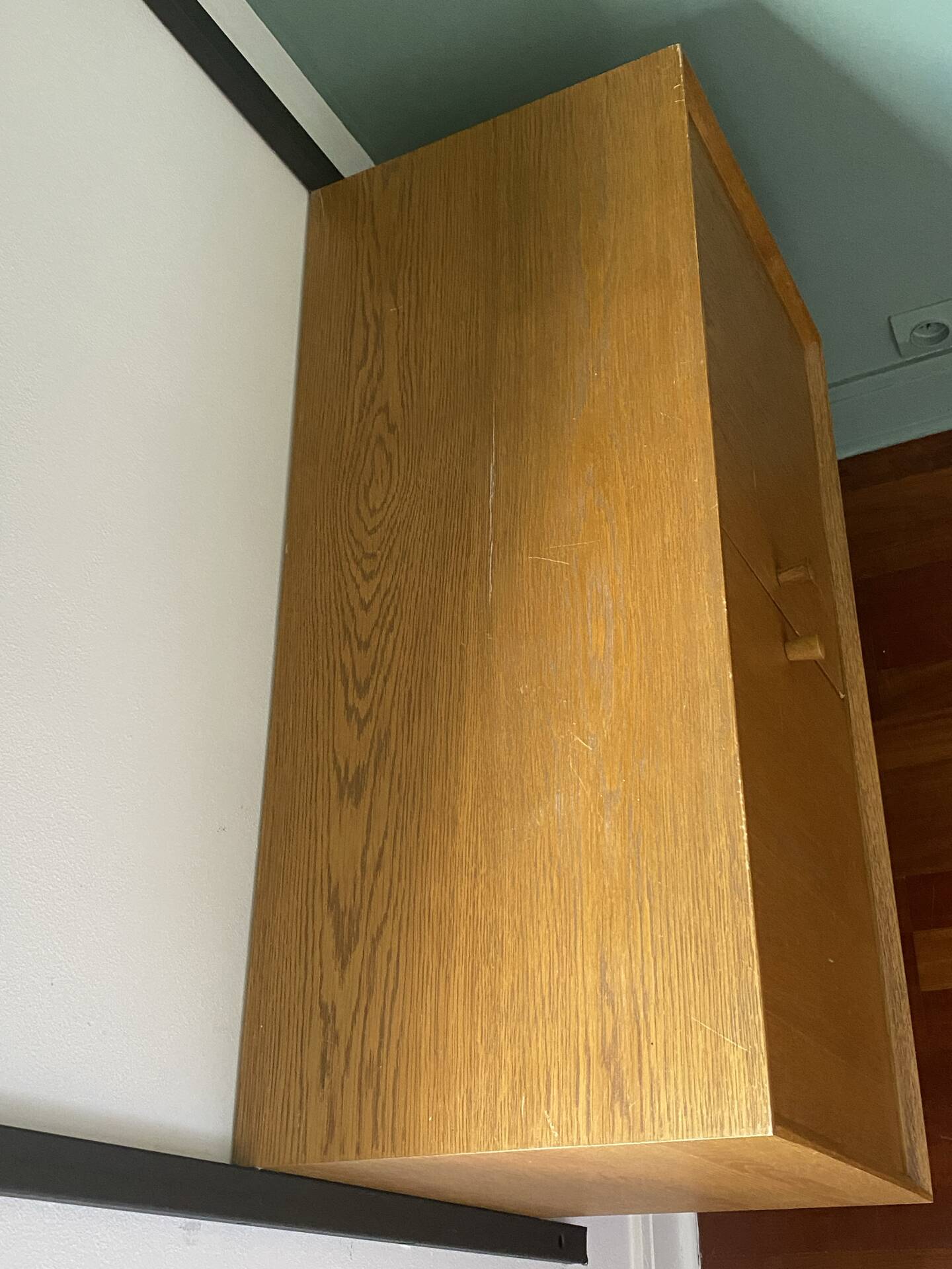 Wall shelf wood and metal