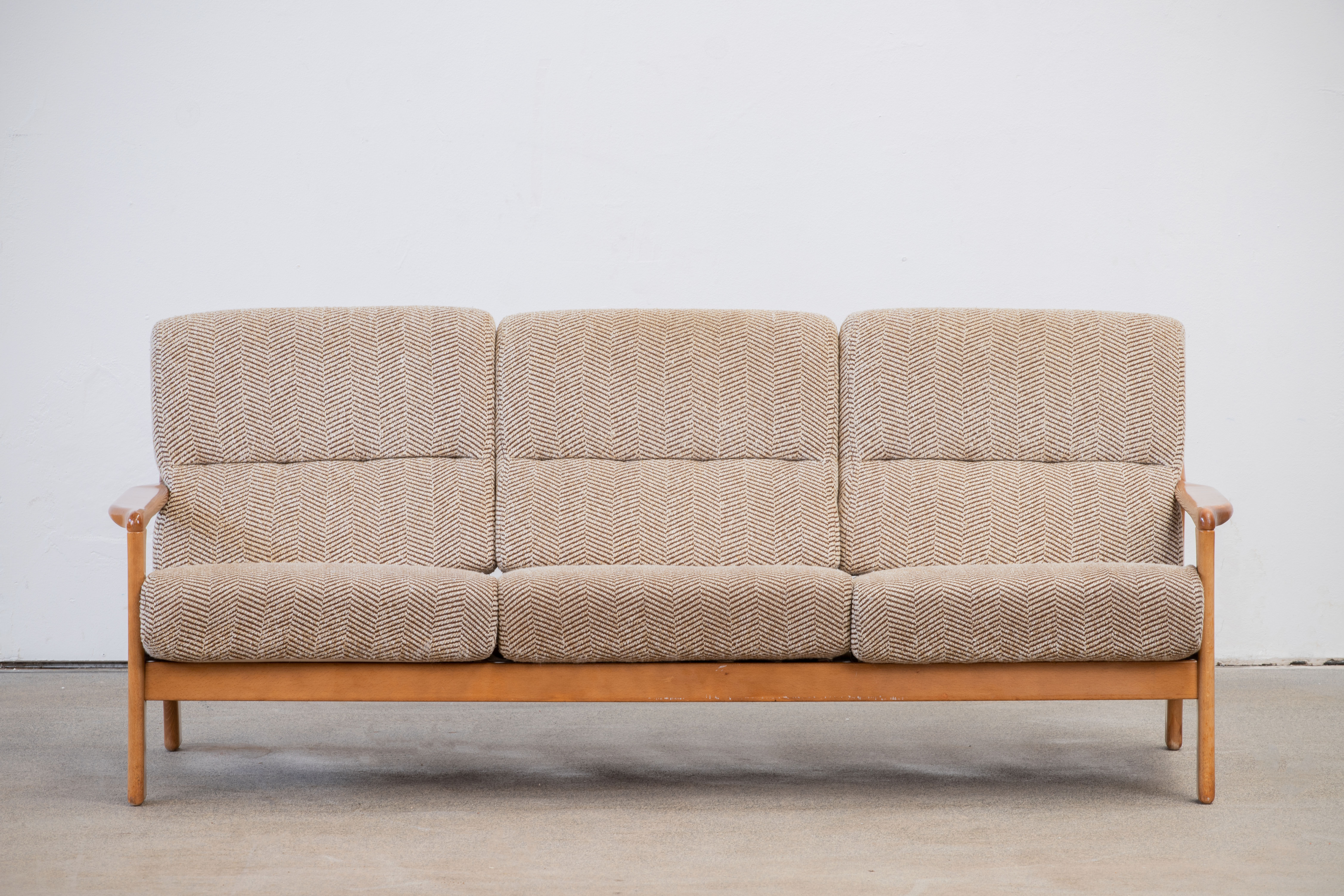 Vintage Scandinavian Sofa – 195 cm