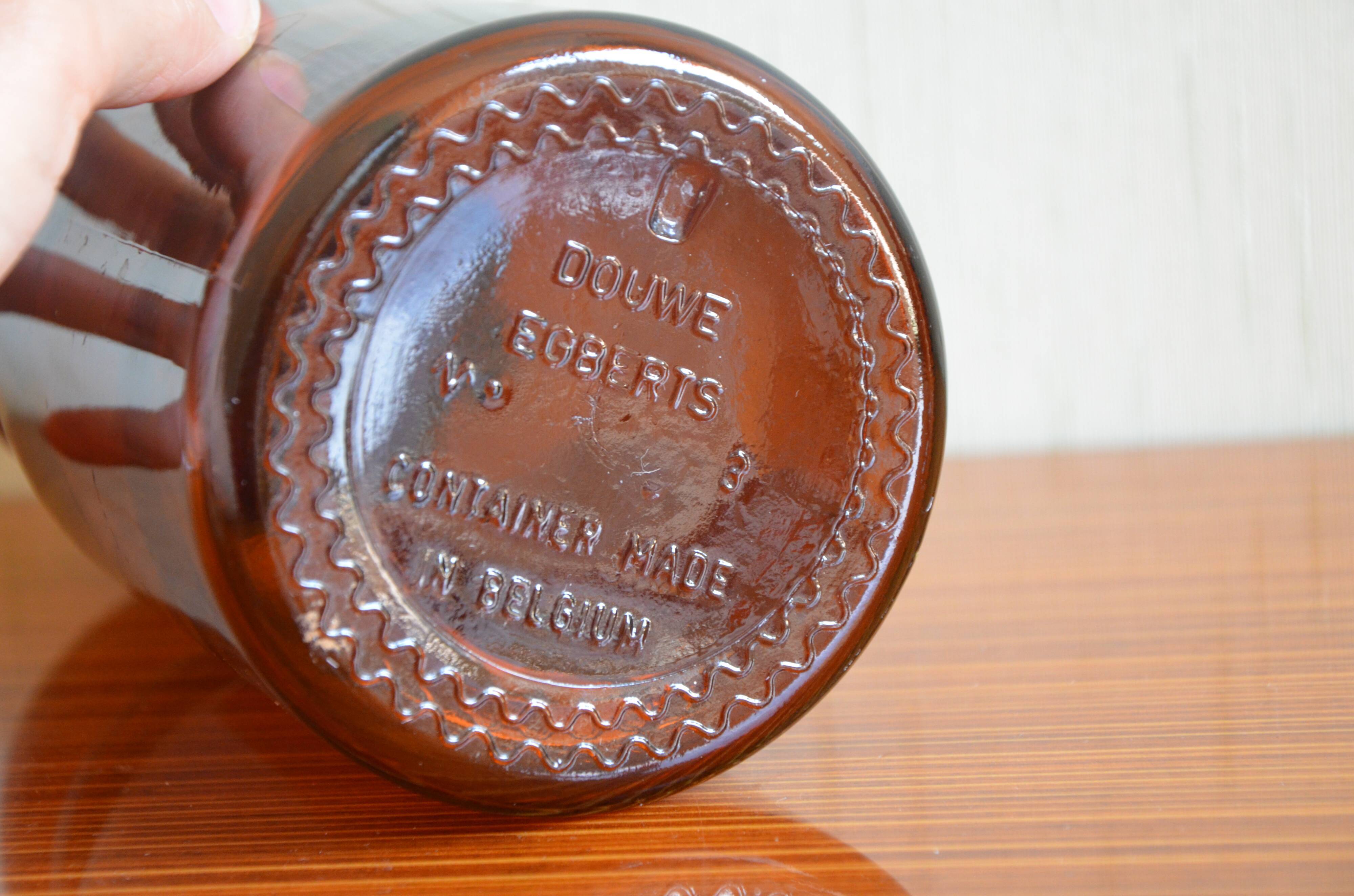 Amber vintage glass apothecary pot, cabochon lid
