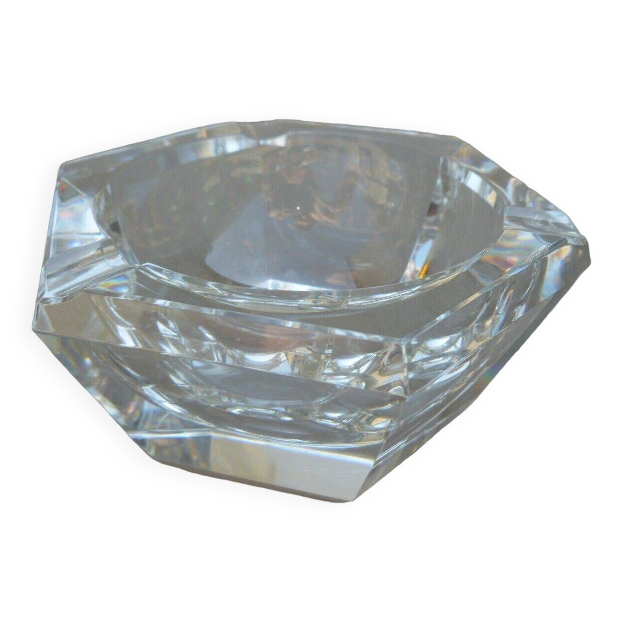 Empty pocket crystal ashtray val saint lambert.
