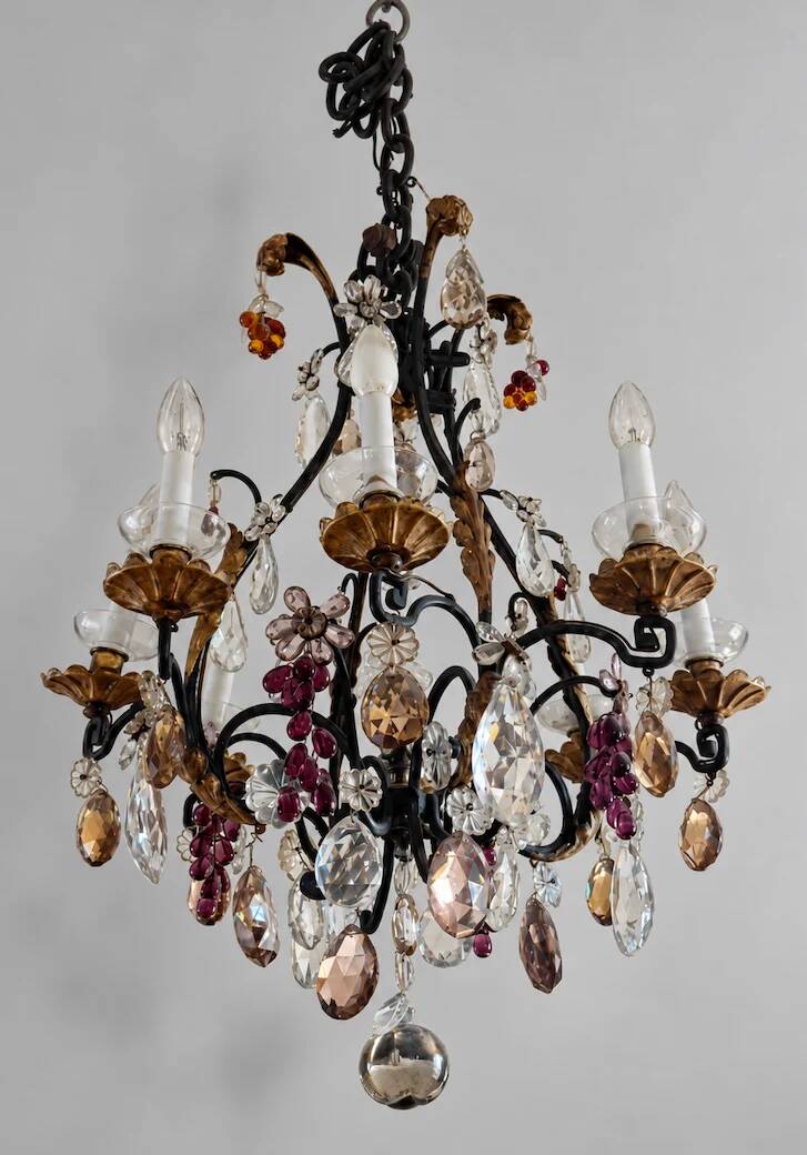 Lustre with pendants and glass fruits, Maison Baguès, six lights