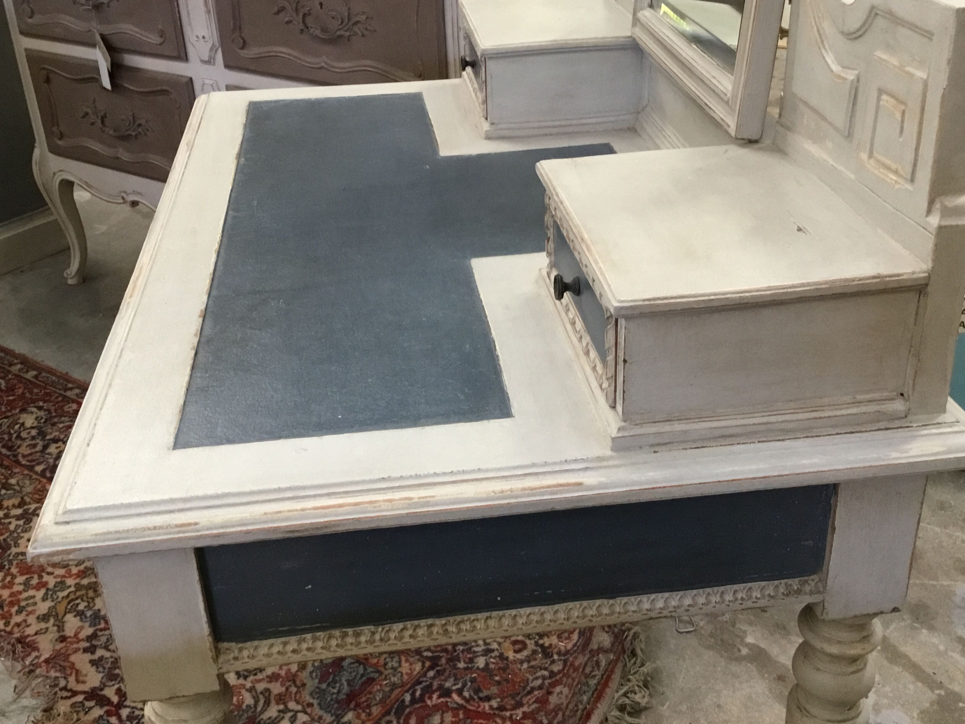 Old dresser with beveled mirror, 'flipping' and 3 drawers