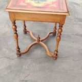 Table d'appoint piètement x meuble de Tonge