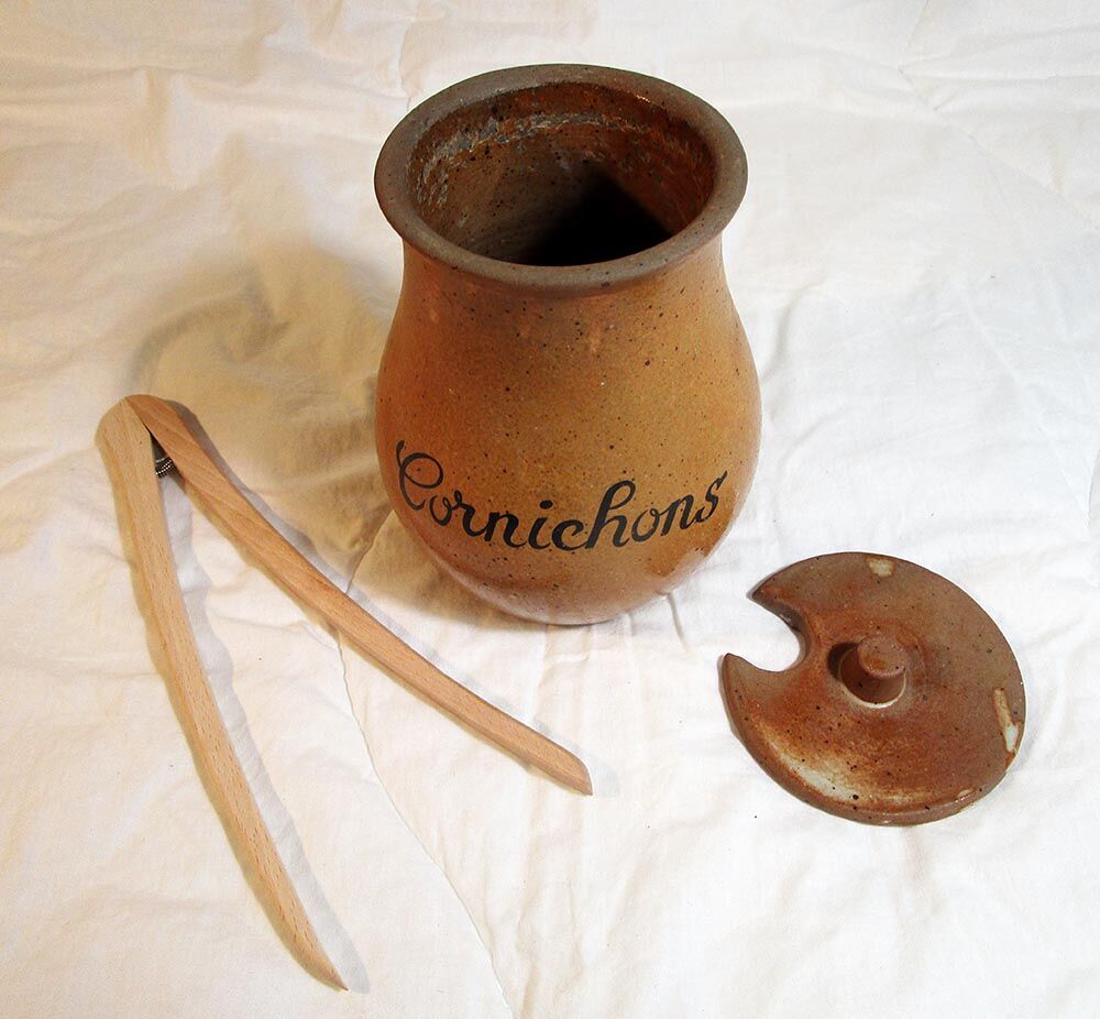 Sandstone pickle pot