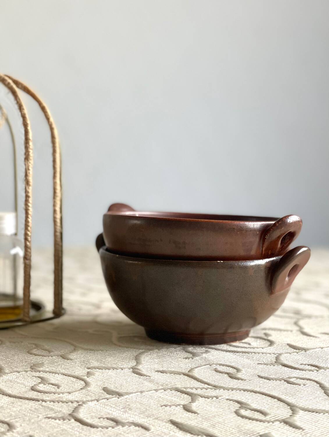 Duo of artisanal stoneware bowls
