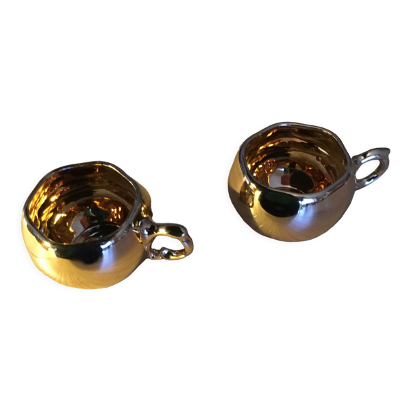 Tasses