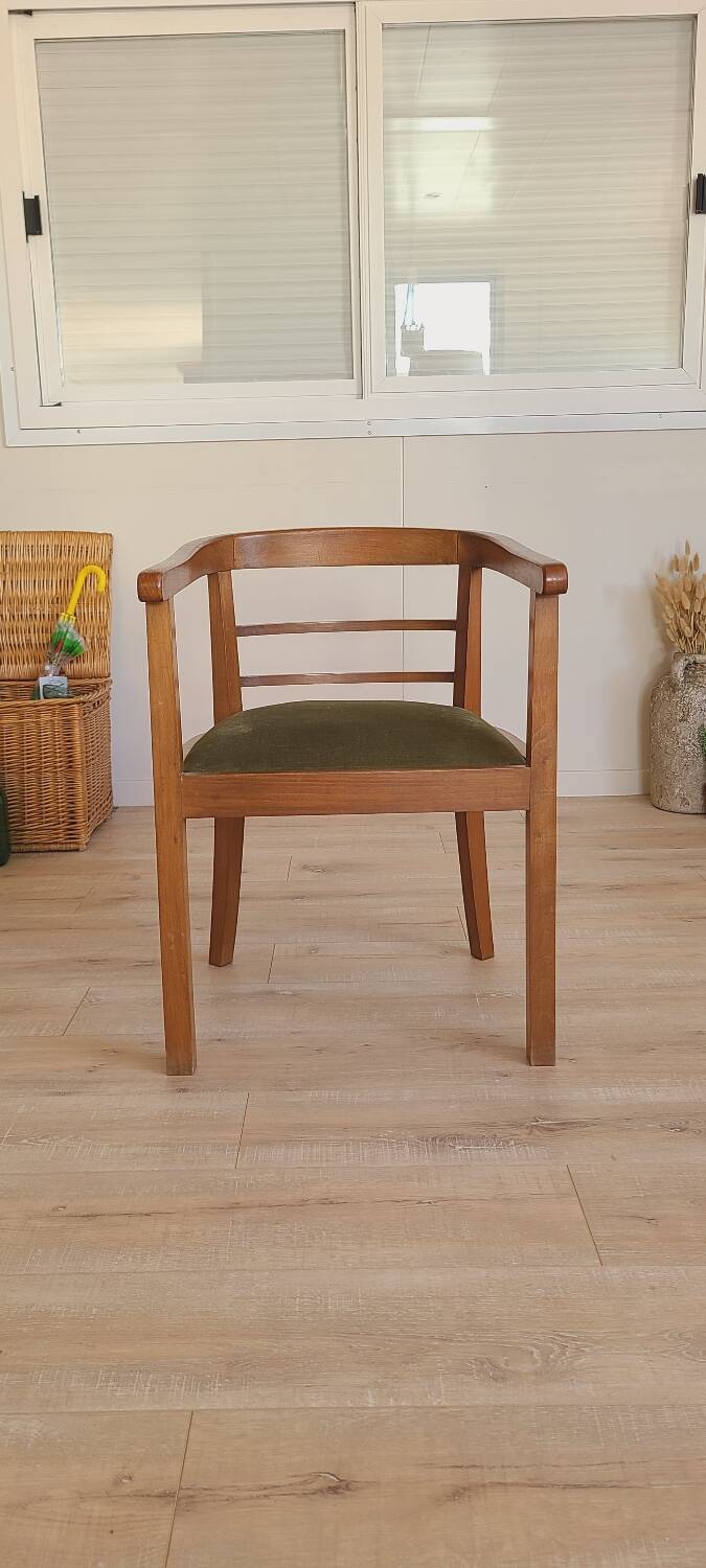 Scandinavian office chair