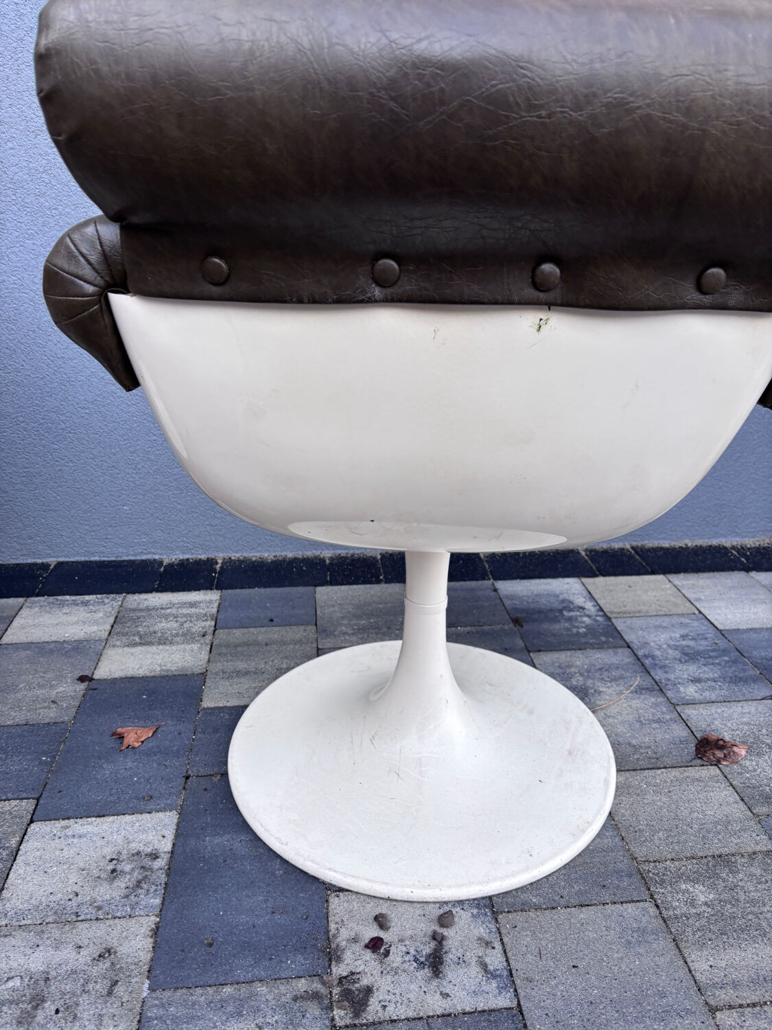 Pair of Tulip Chairs