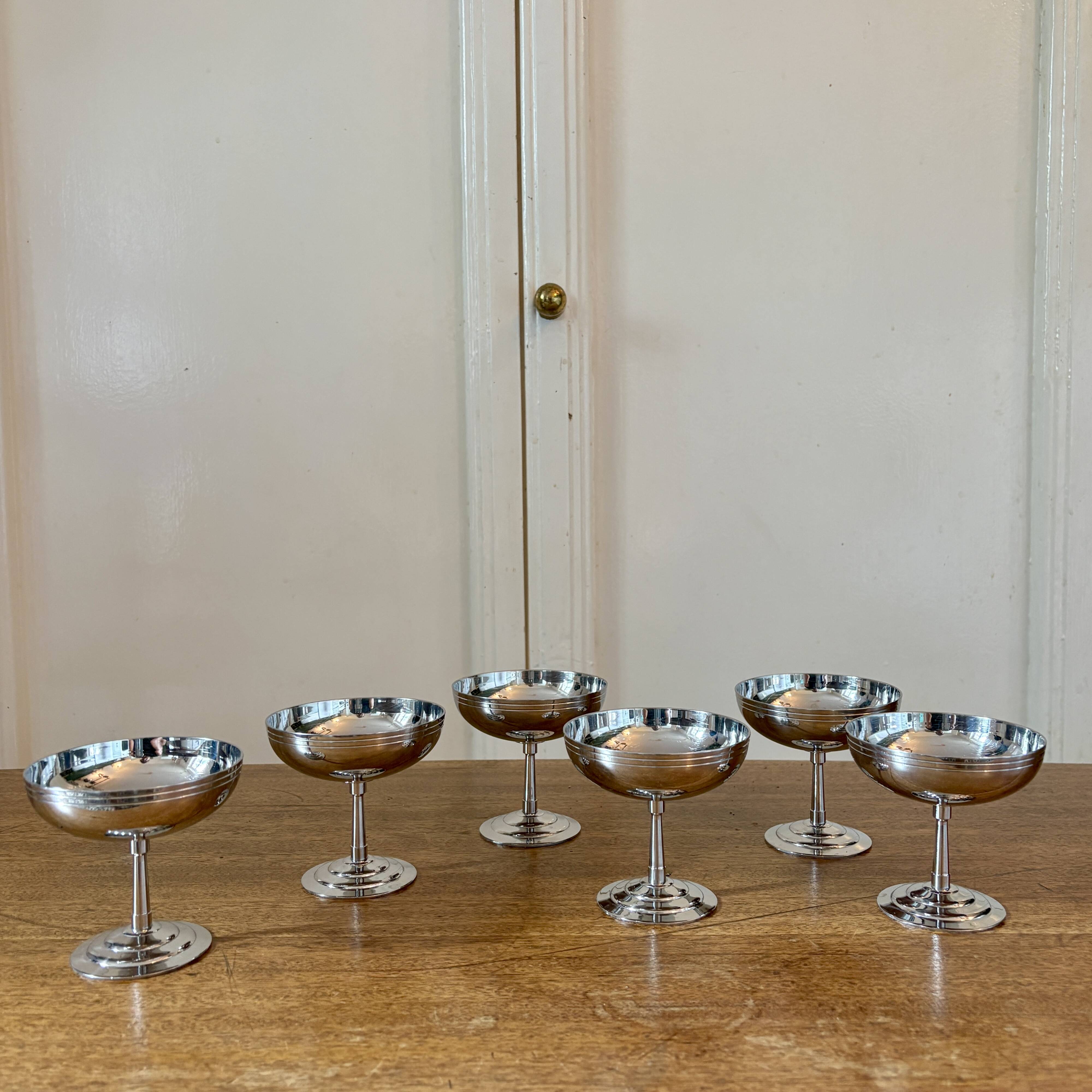 Set of 6 vintage stainless steel dessert bowls