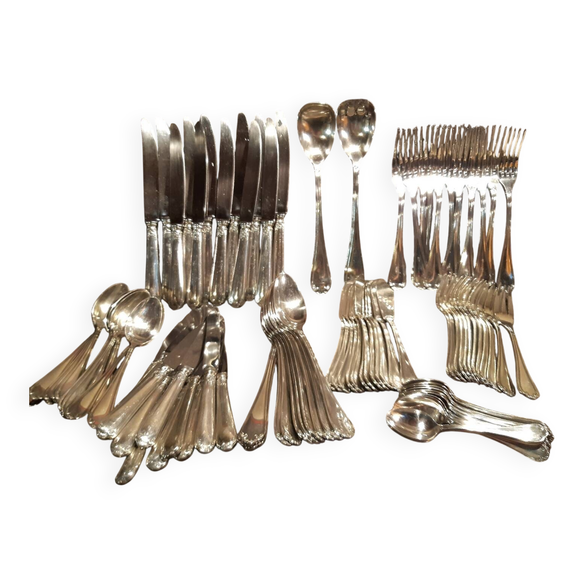 98-piece silver metal cutlery set