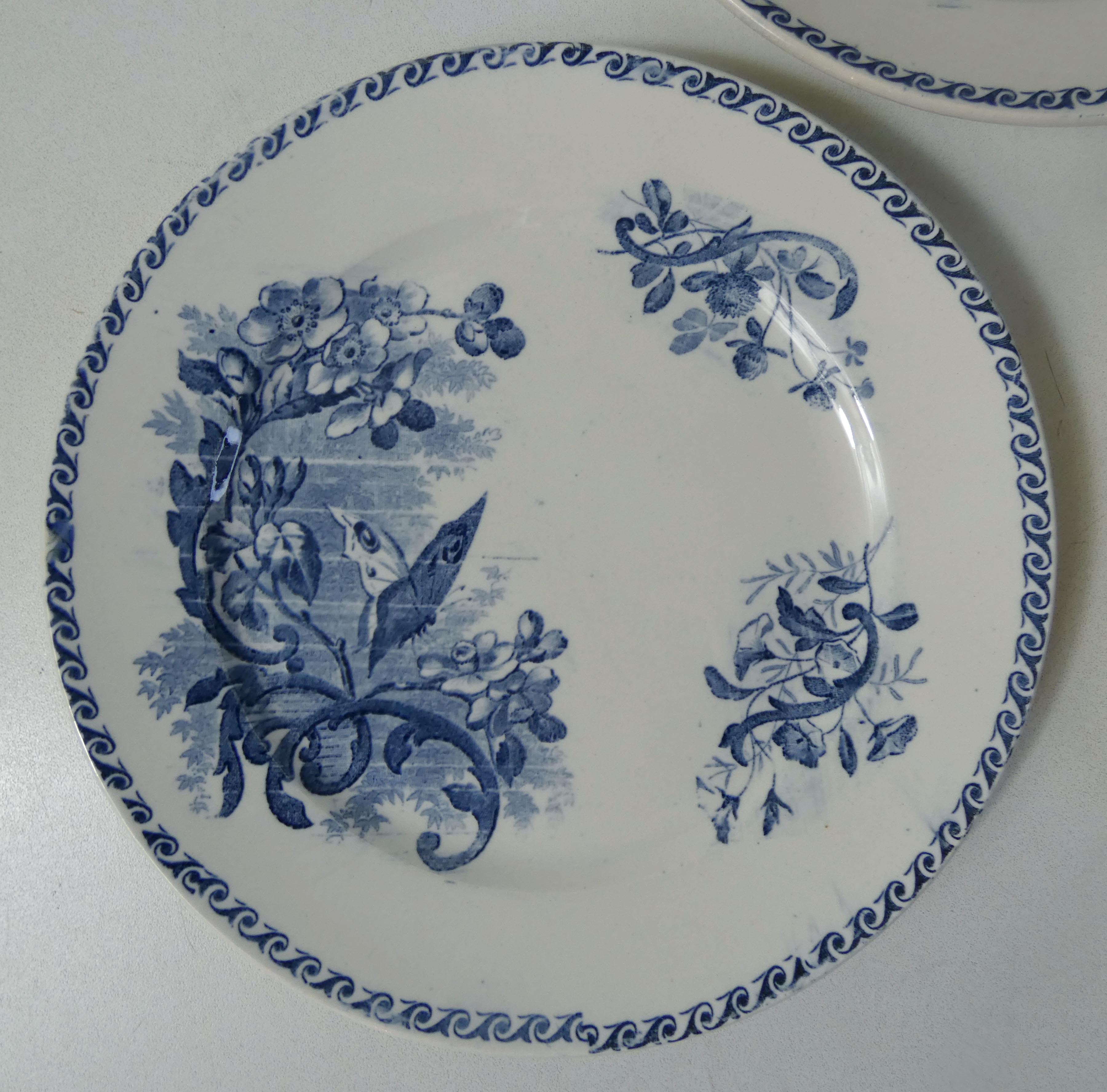 Iron earth 3 plates with butterfly entremets