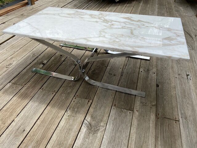 Table basse marbre calacatta design 1970