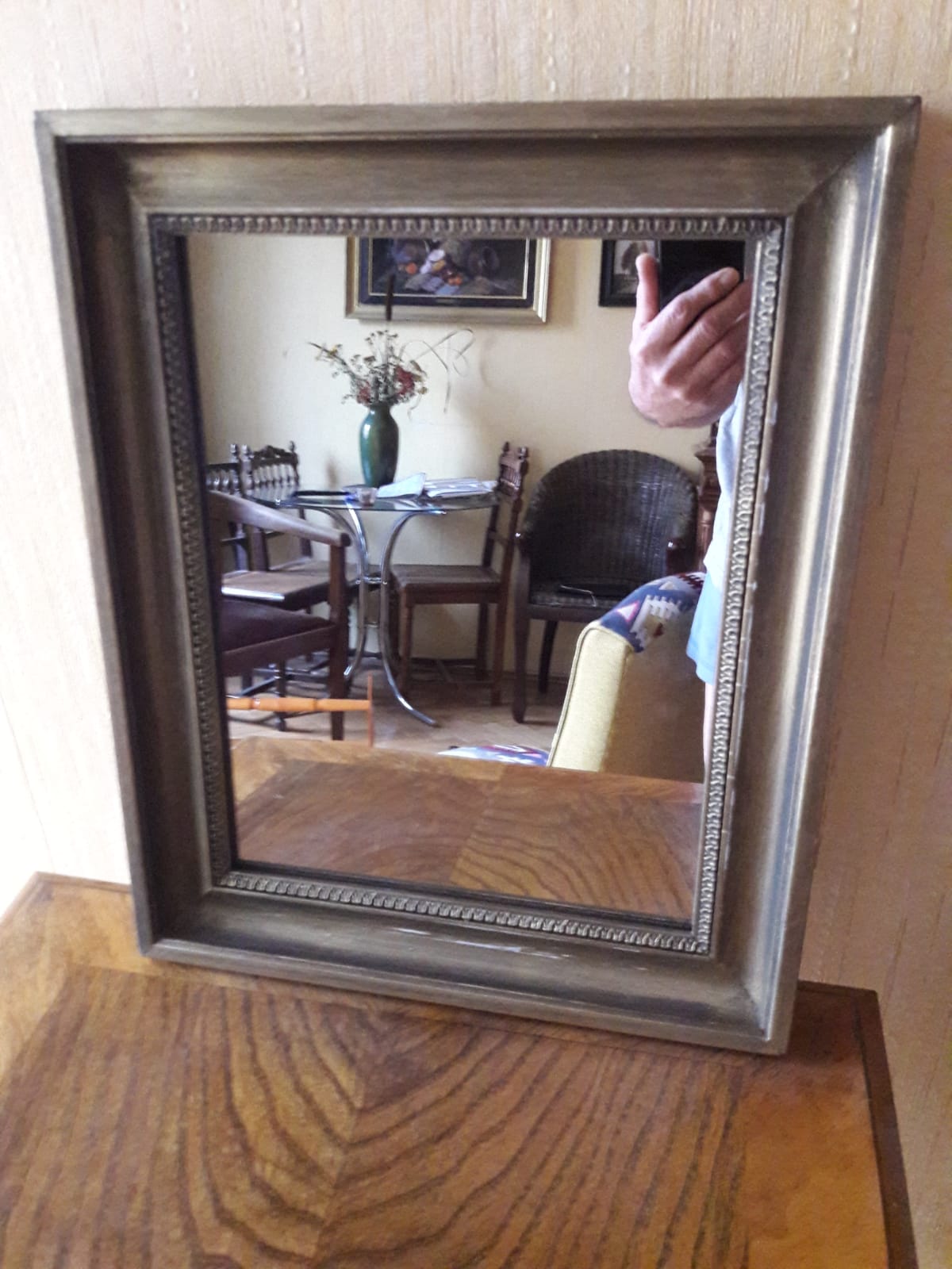Gold wood mirror 34x42cm