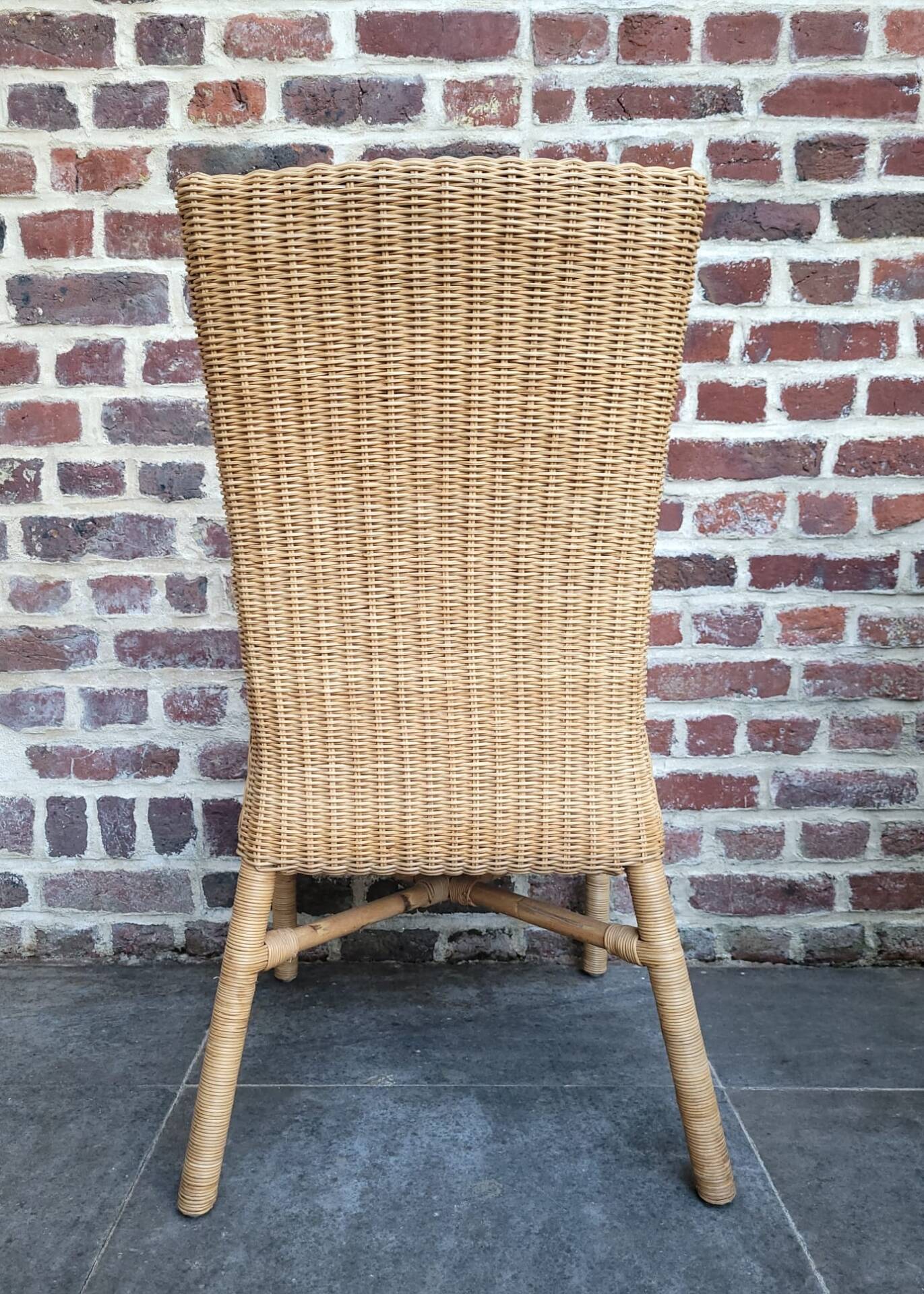 4 dining chairs in natural rattan and woven wicker