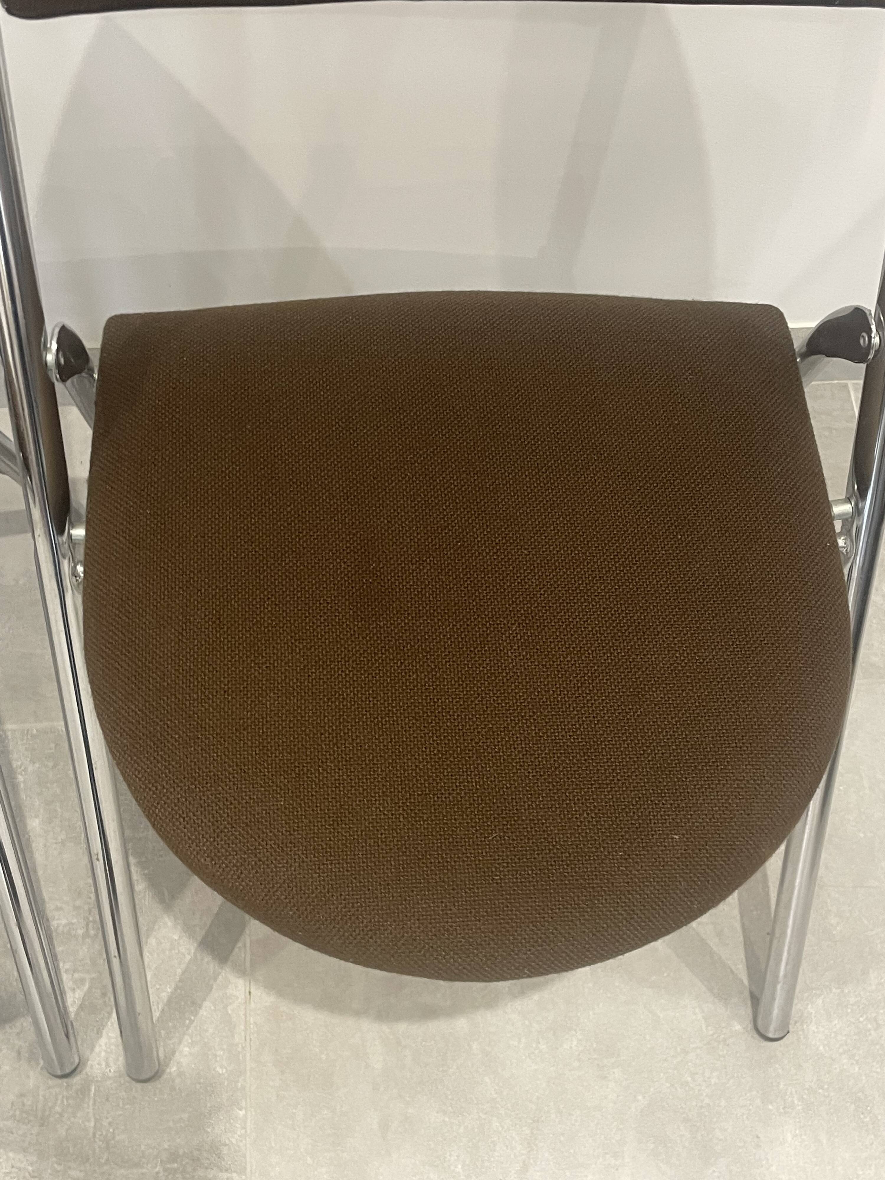Set of 4 folding chairs in Trigano Hestia fabric