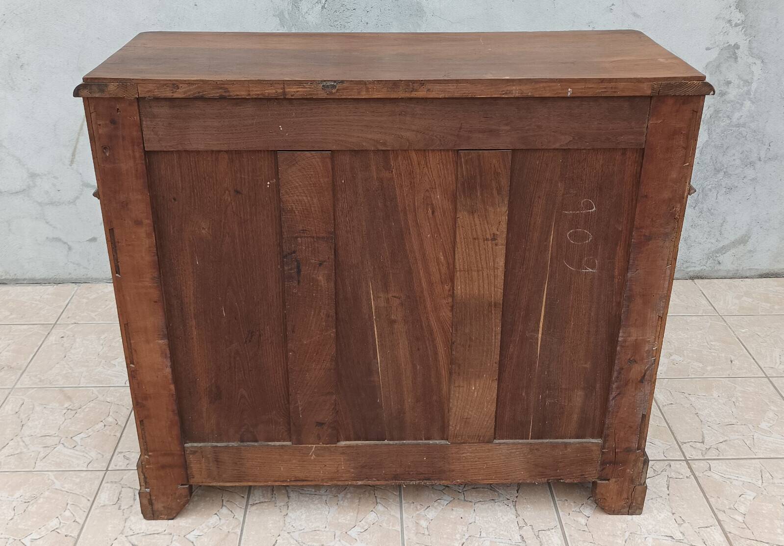 Louis Philippe walnut chest of drawers