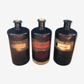 Set of 3 vials of Apothecary