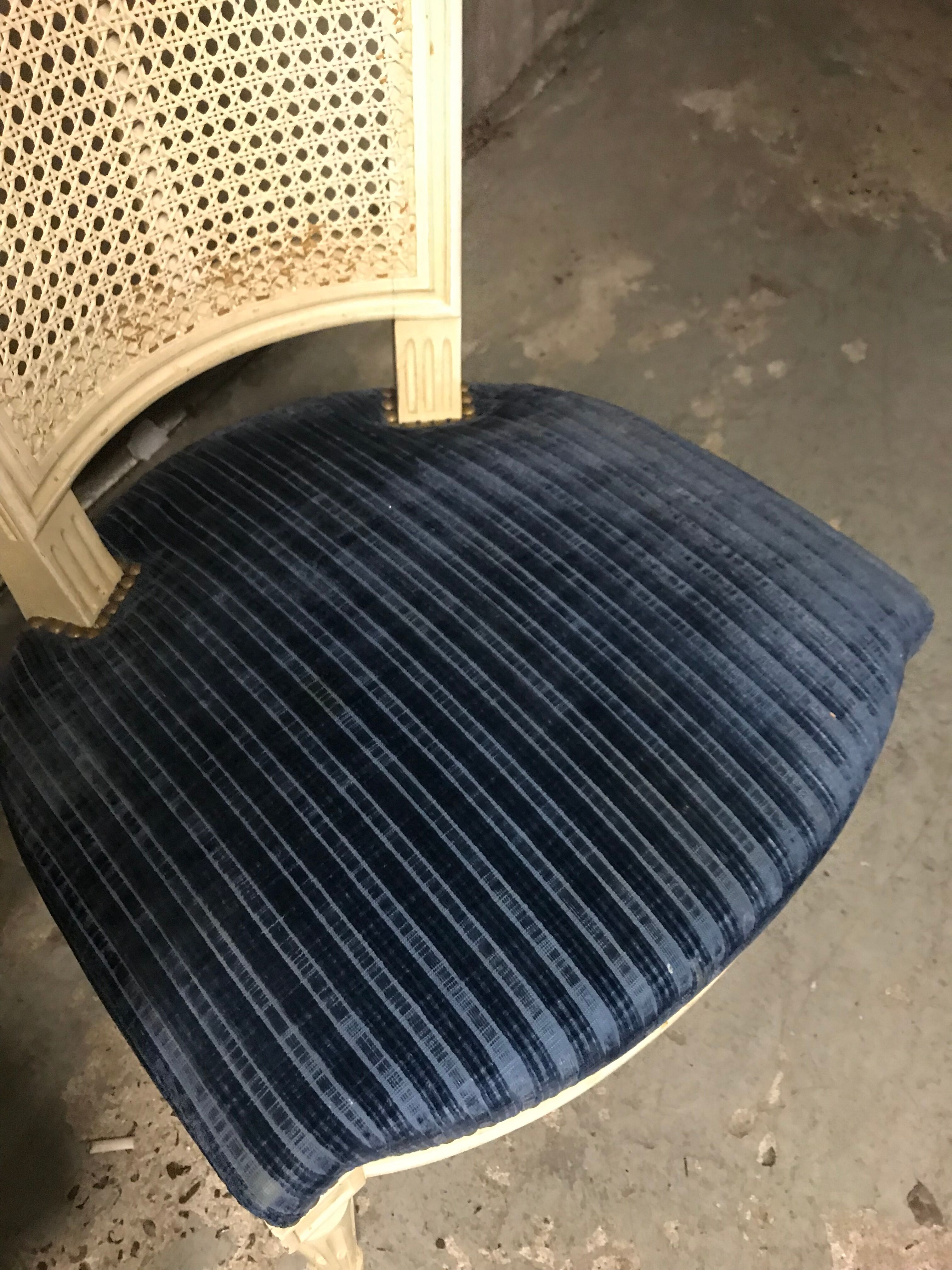 Suite of 4 Louis XVI chairs