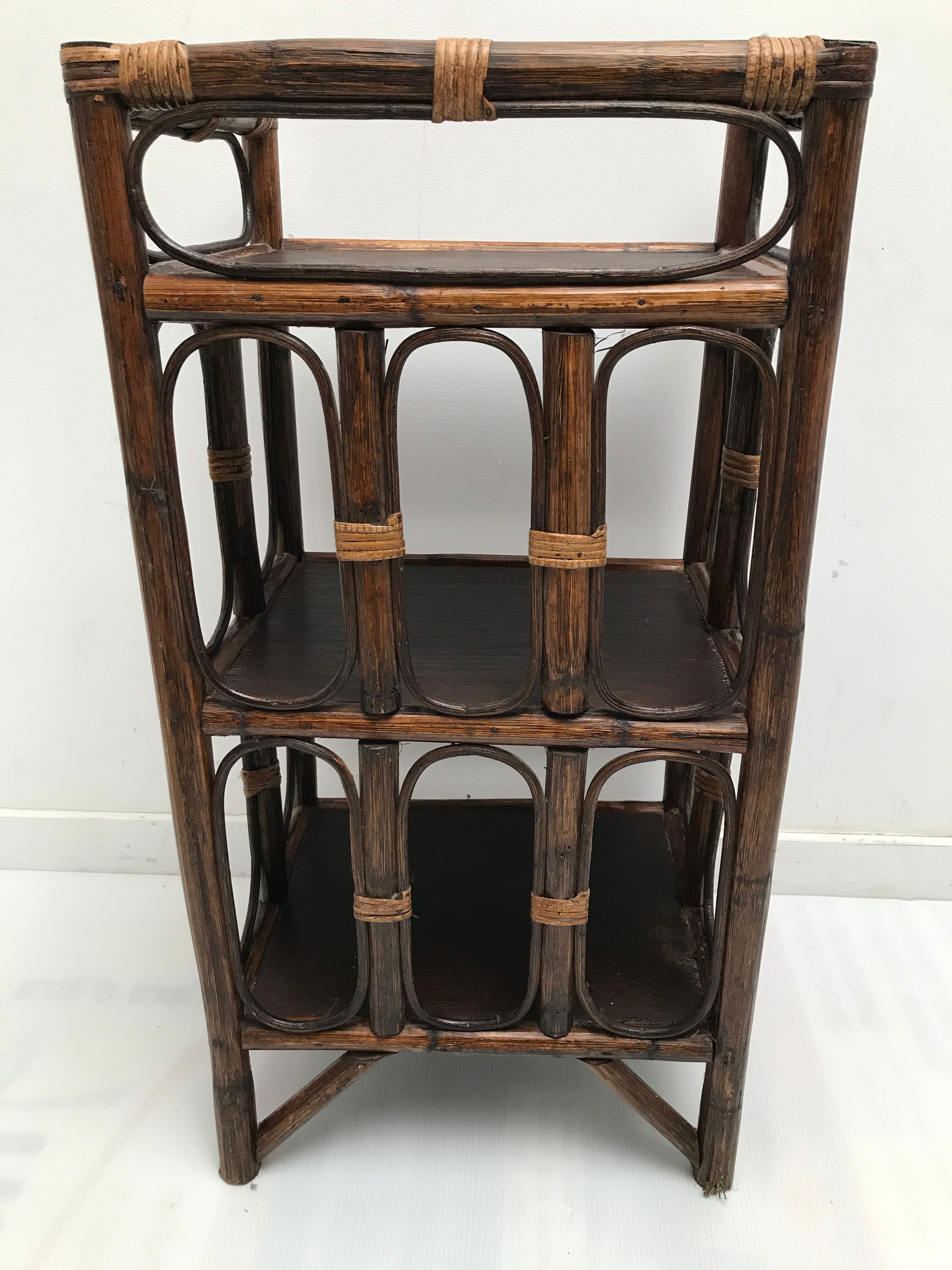 Vintage 60s-70s wicker rattan