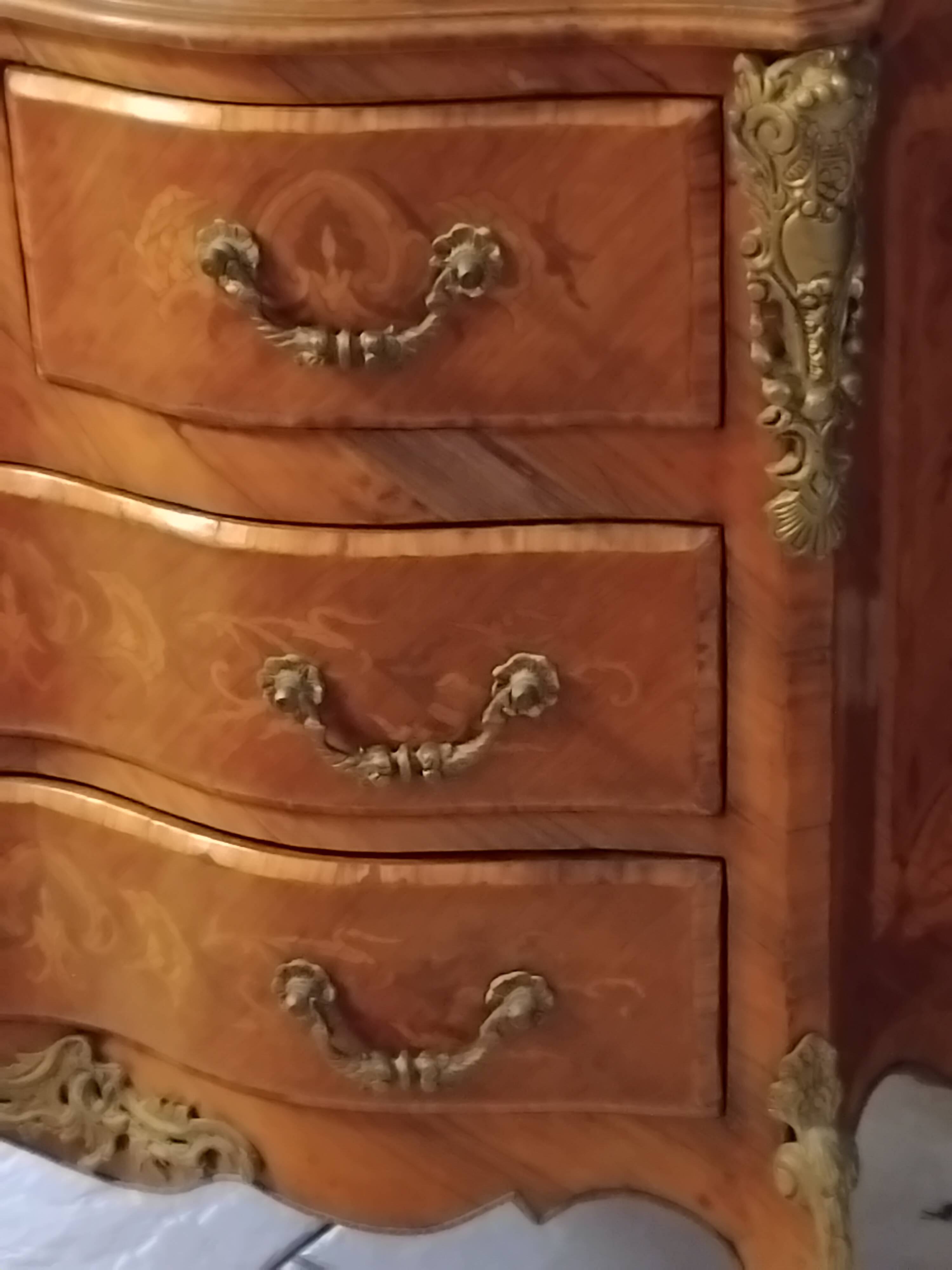 Antique louis xv style chest of drawers
