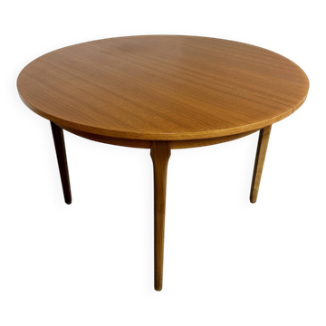 Vintage teak extendable round dining table Scandinavian design 1960s
