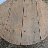 Round low folding table