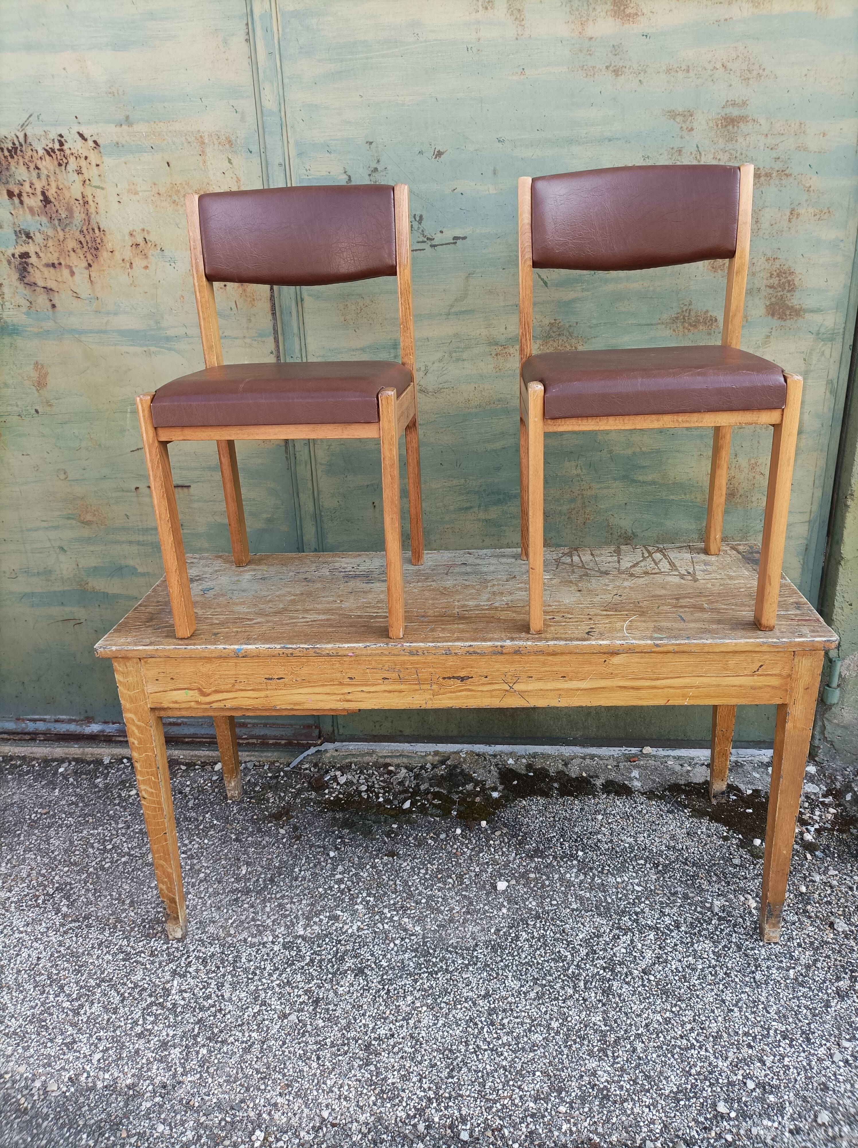Paire de chaise baumann made in france siège 31 chêne et skaï