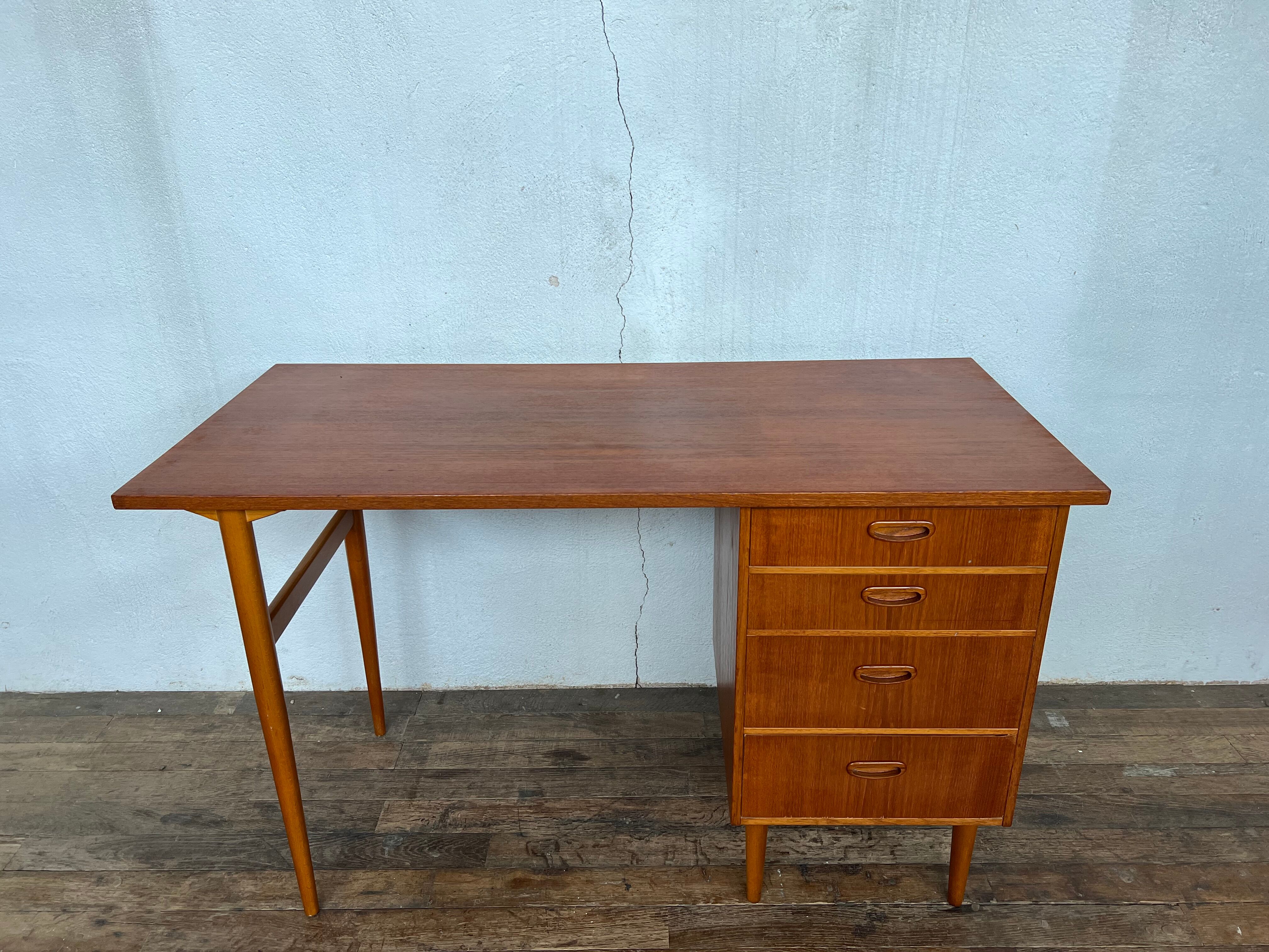 Scandinavian teak desk design 1960 feet spindles