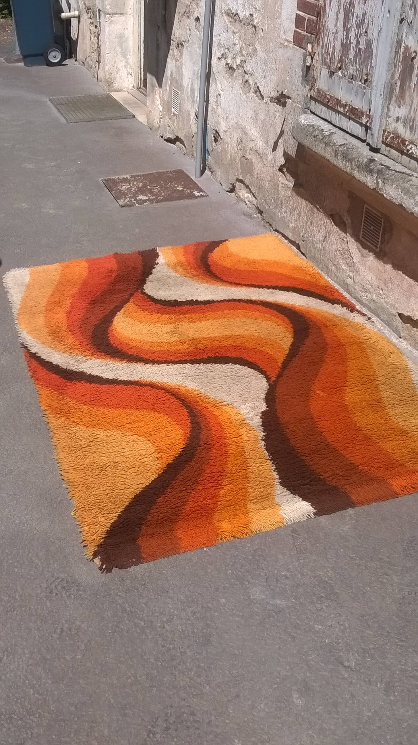 Vintage Dutch rug in wool