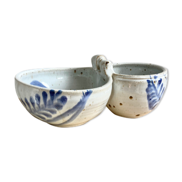 Appetizer server with two stoneware bowls or cups