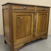 Buffet parisien art populaire décoratif et sculpté