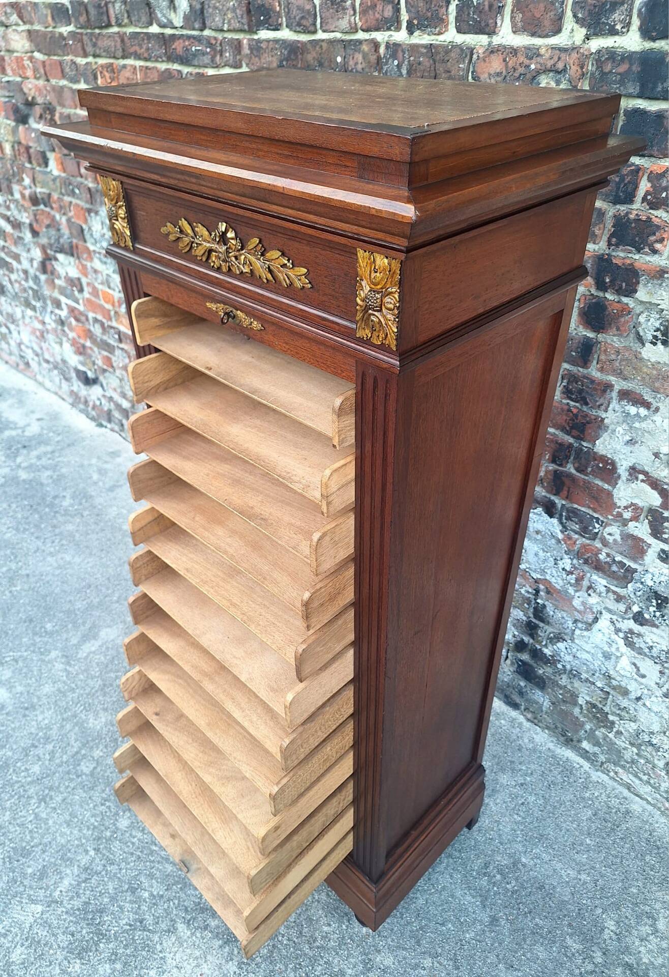 Meuble de notaire Napoléon III, classeur à rideaux, secrétaire