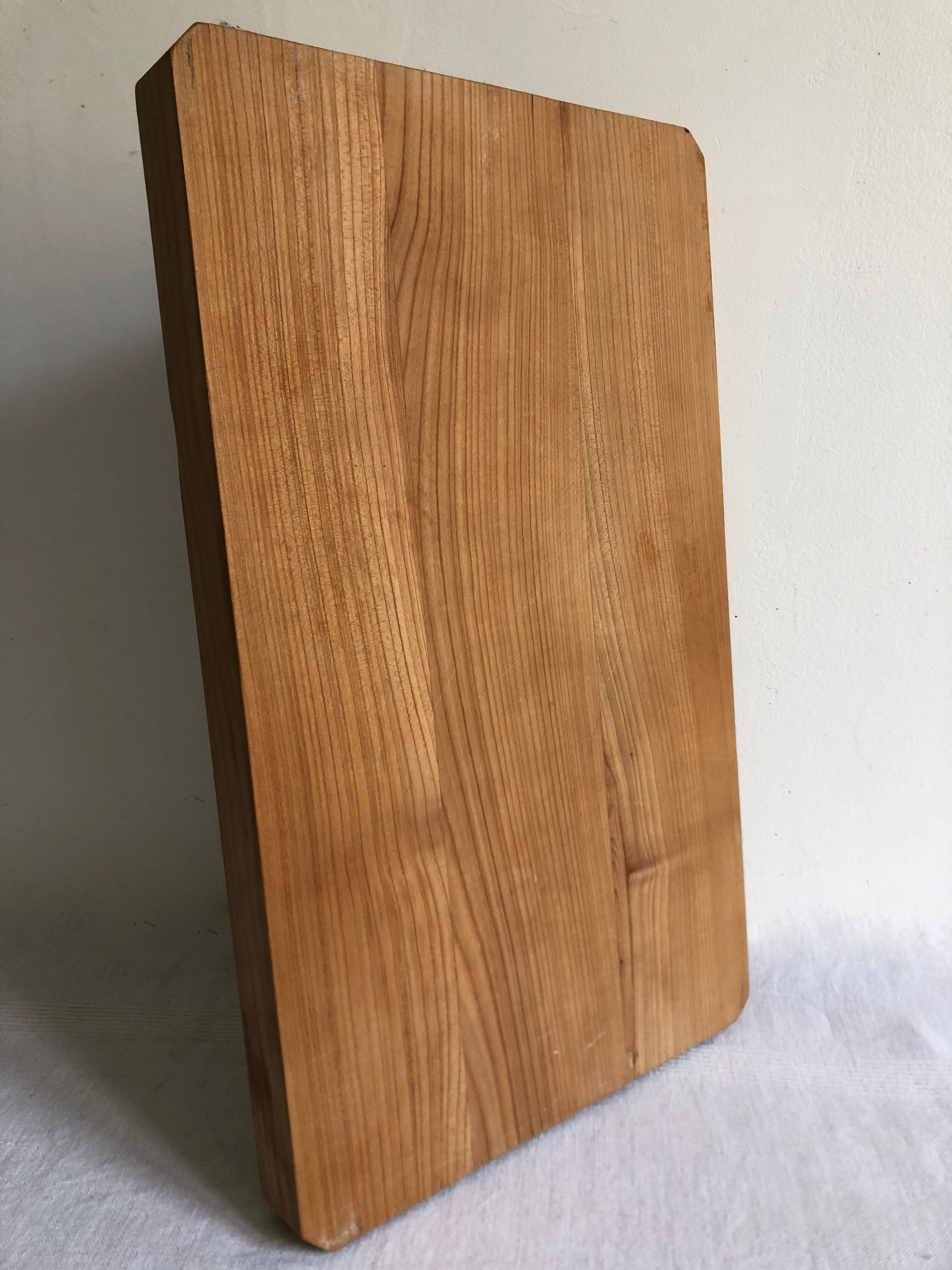 Cutting board, kitchen log