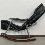 Japanese folding rocking chair by Nii Takeshi