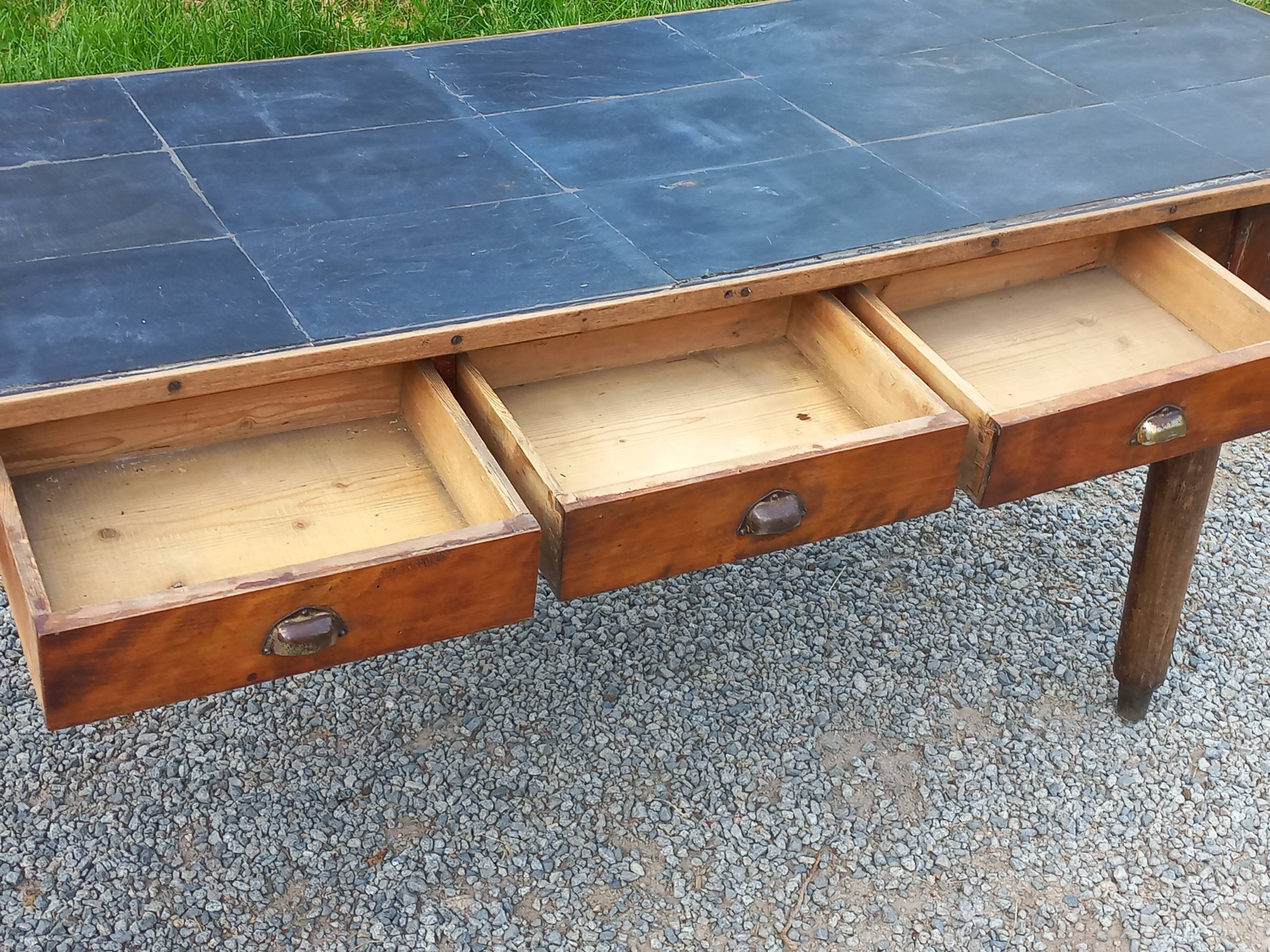 Farmhouse table, late 19th/early 20th century, 6 drawers, slate top 2